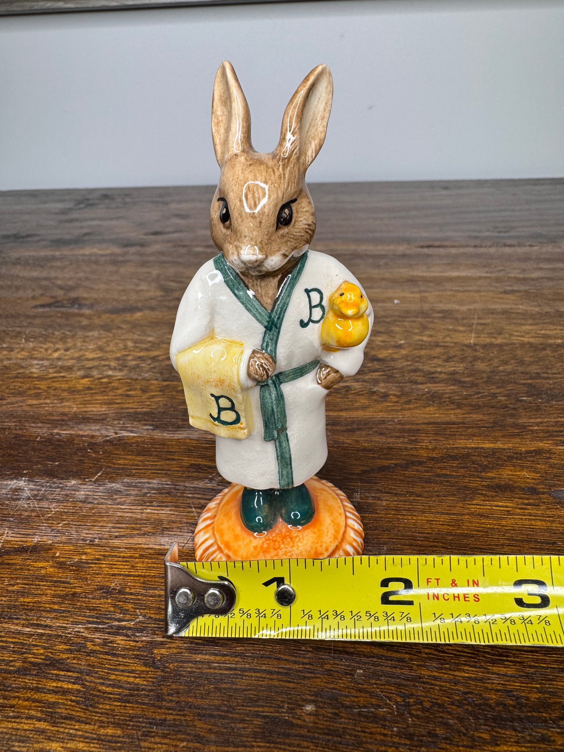 1994 Royal Doulton Bathtime Bunnykins Figurine