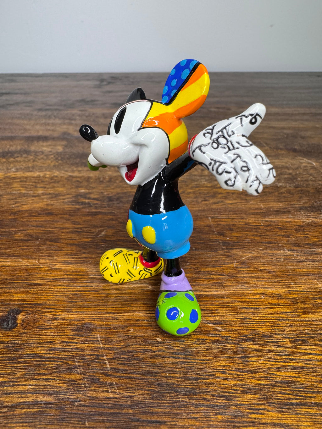 Disney By Britto Mini Mickey Mouse w/ Arms Out w/ Box