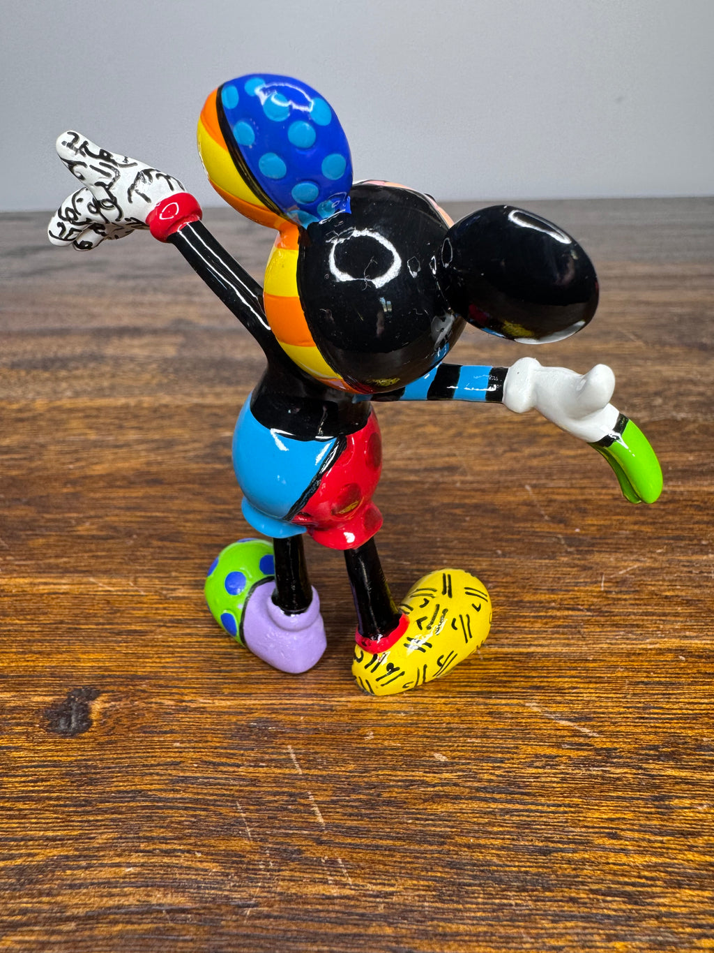 Disney By Britto Mini Mickey Mouse w/ Arms Out w/ Box