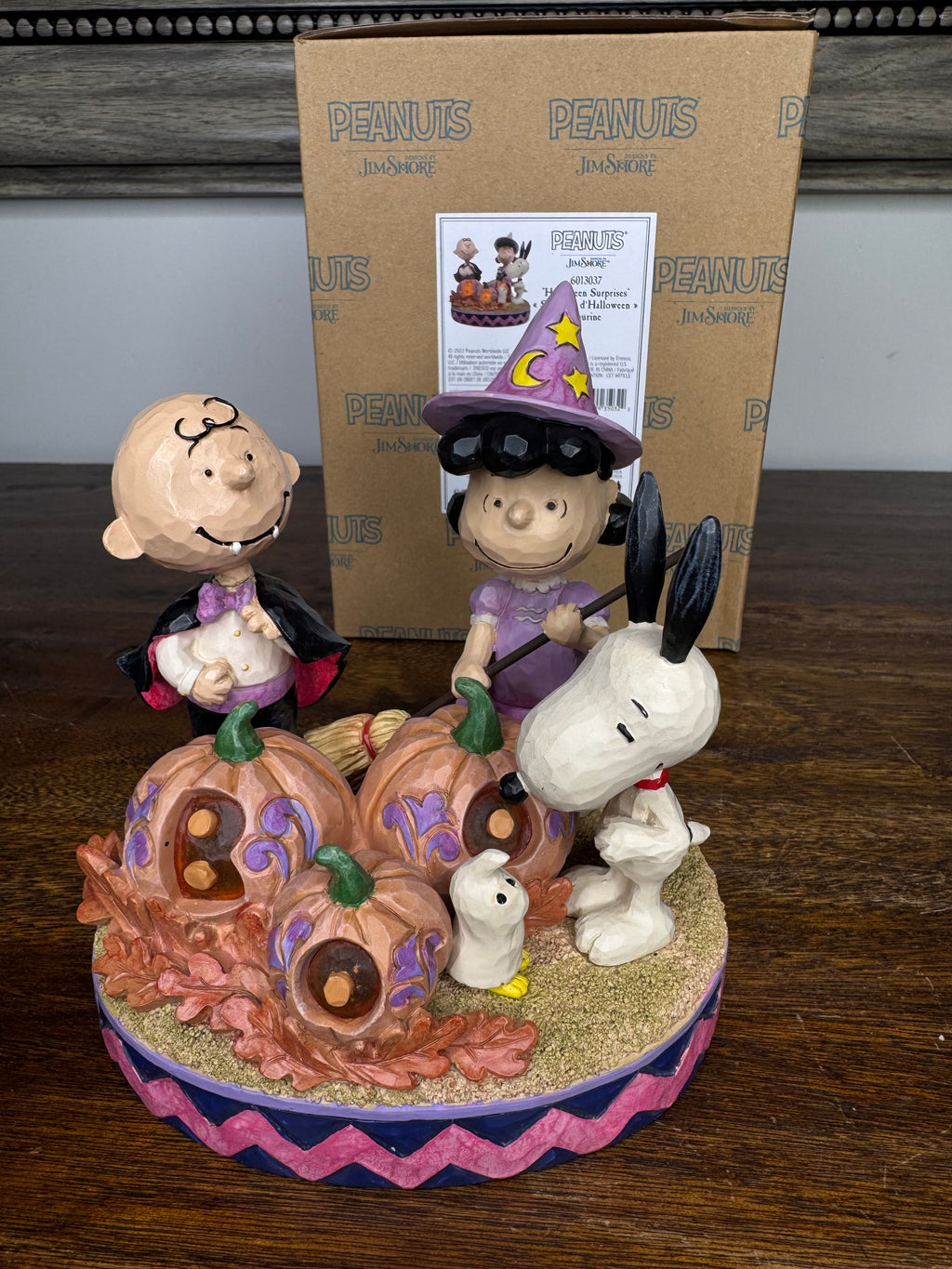 Jim Shore Peanuts "Halloween Surprises" NIB