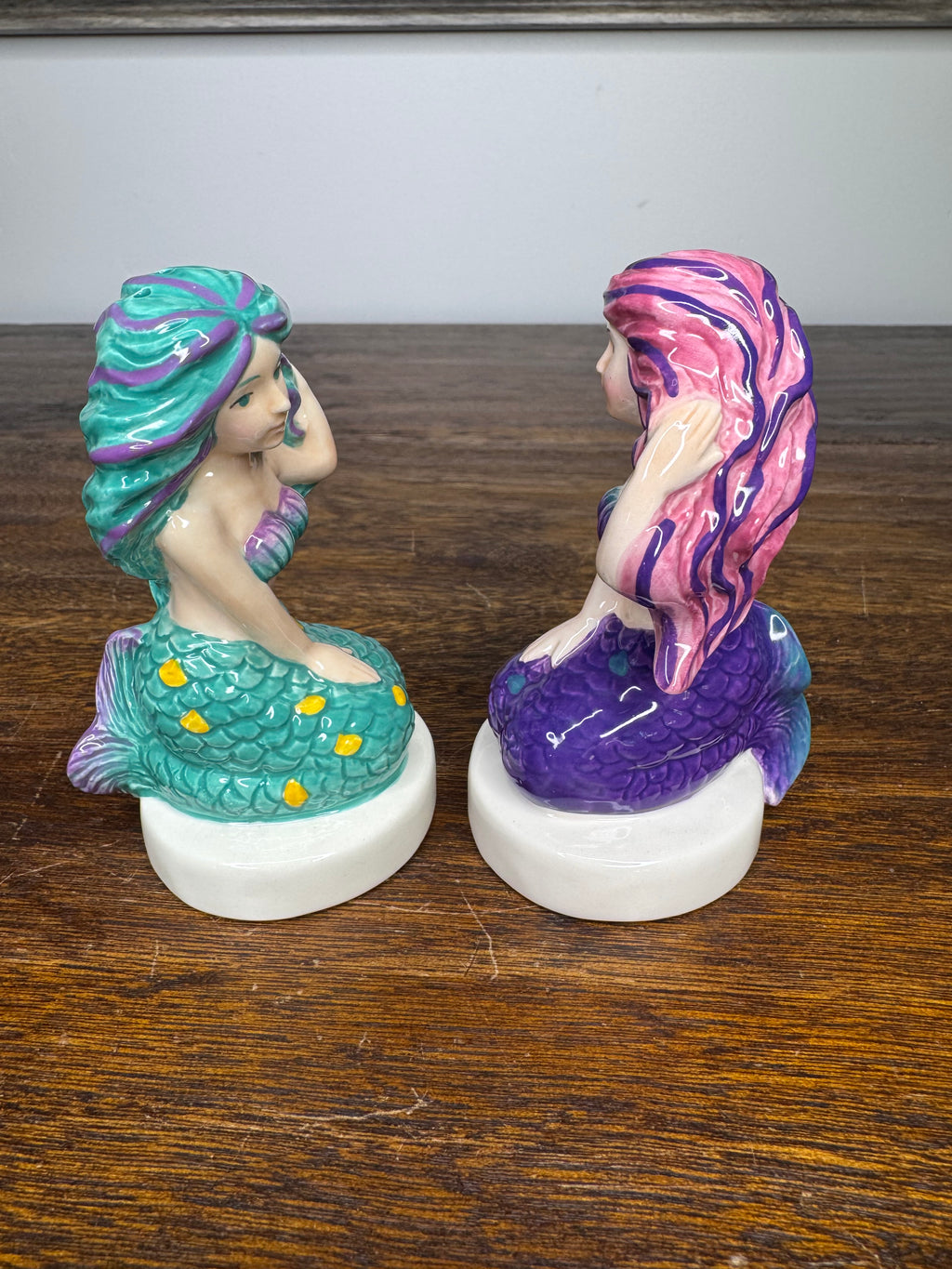NIB Magnetic Mermaid Salt and Pepper Shakers