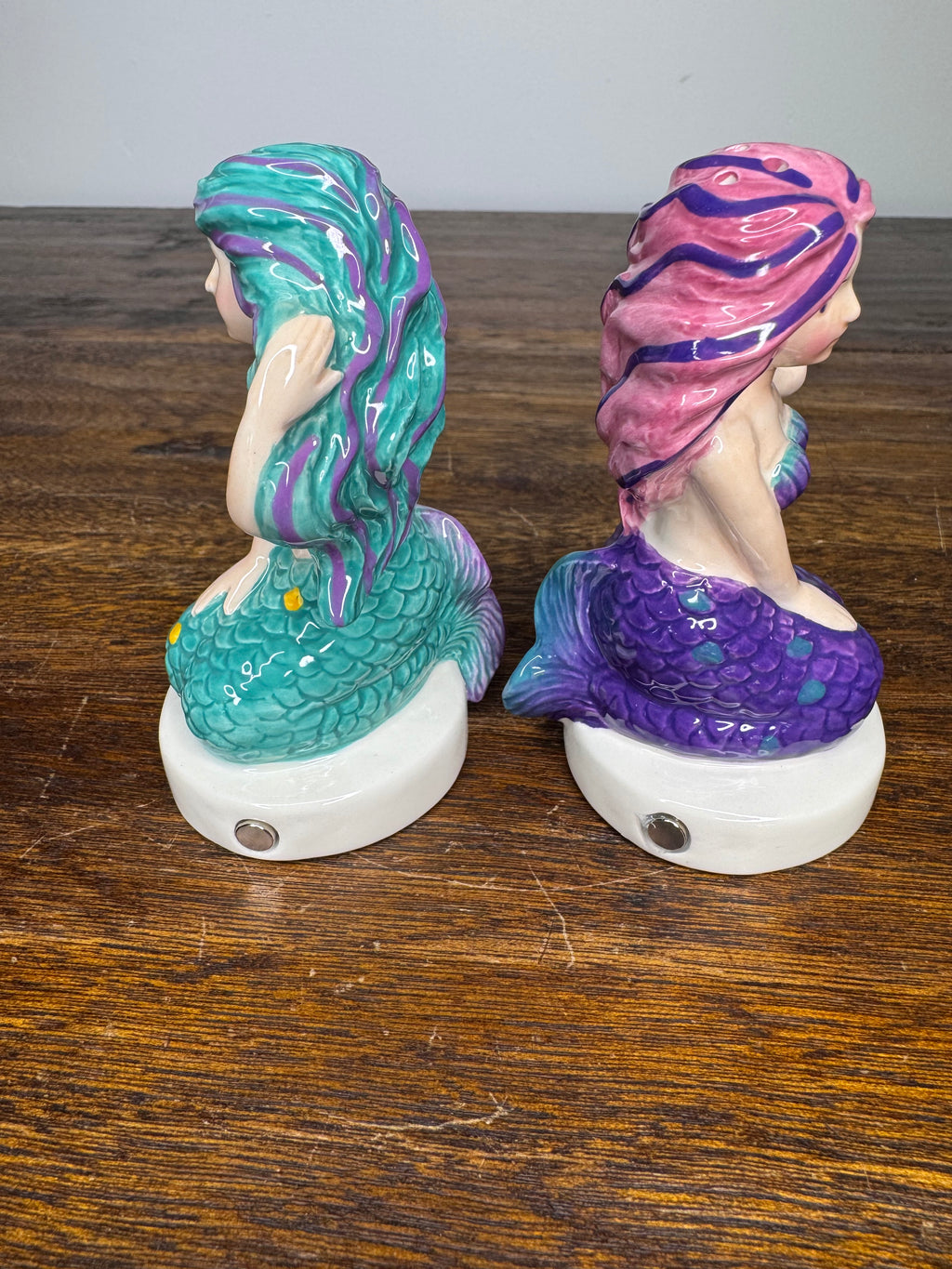 NIB Magnetic Mermaid Salt and Pepper Shakers