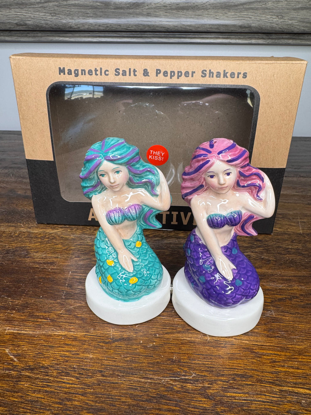 NIB Magnetic Mermaid Salt and Pepper Shakers