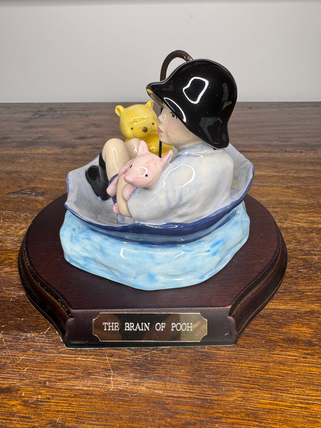 Limited Edition Royal Doulton "The Brain Of Pooh" Winnie the Pooh Figurine w/ Box