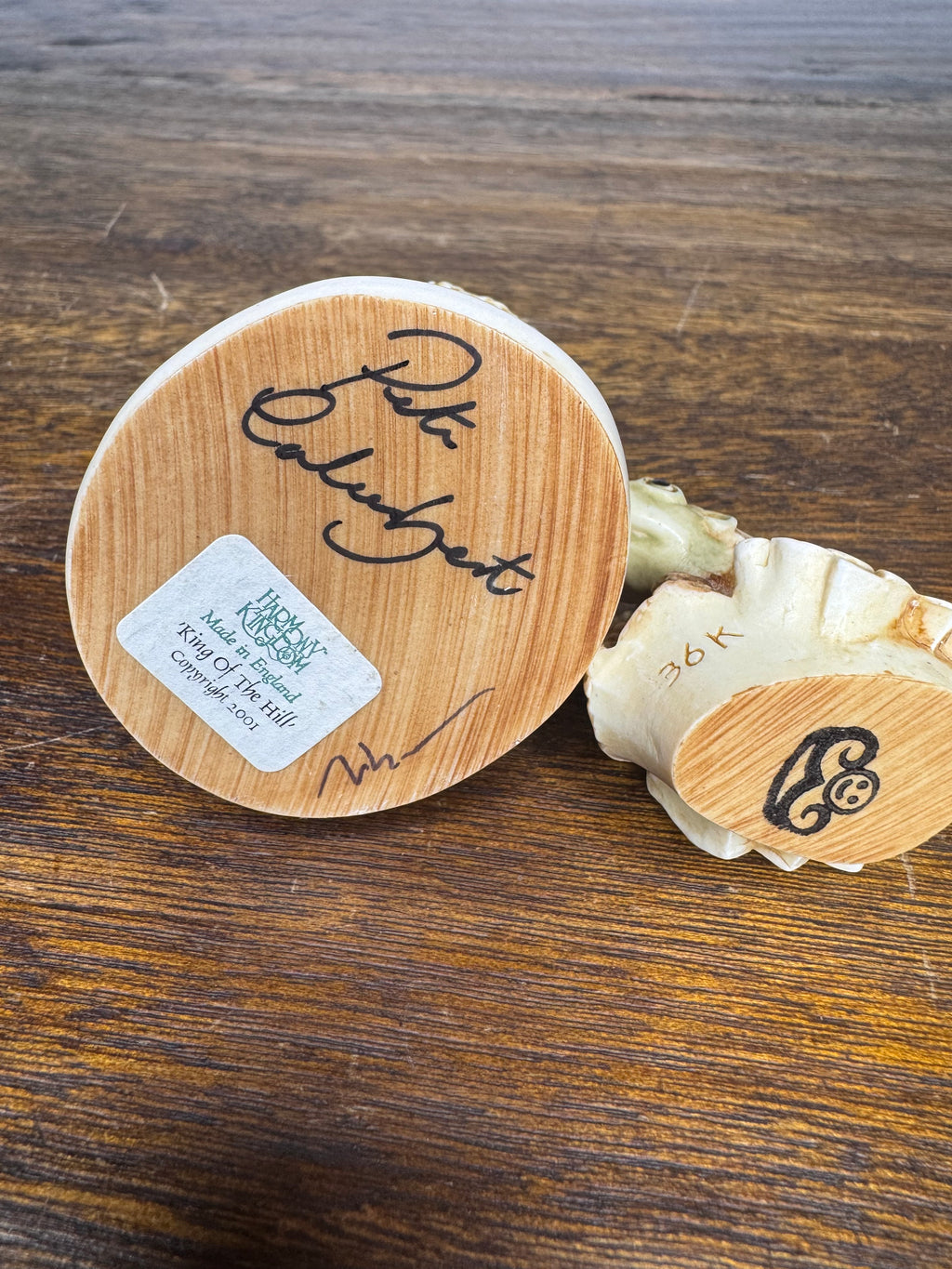 Harmony Kingdom "King Of The Hill" Pangolin Anteater Trinket Box