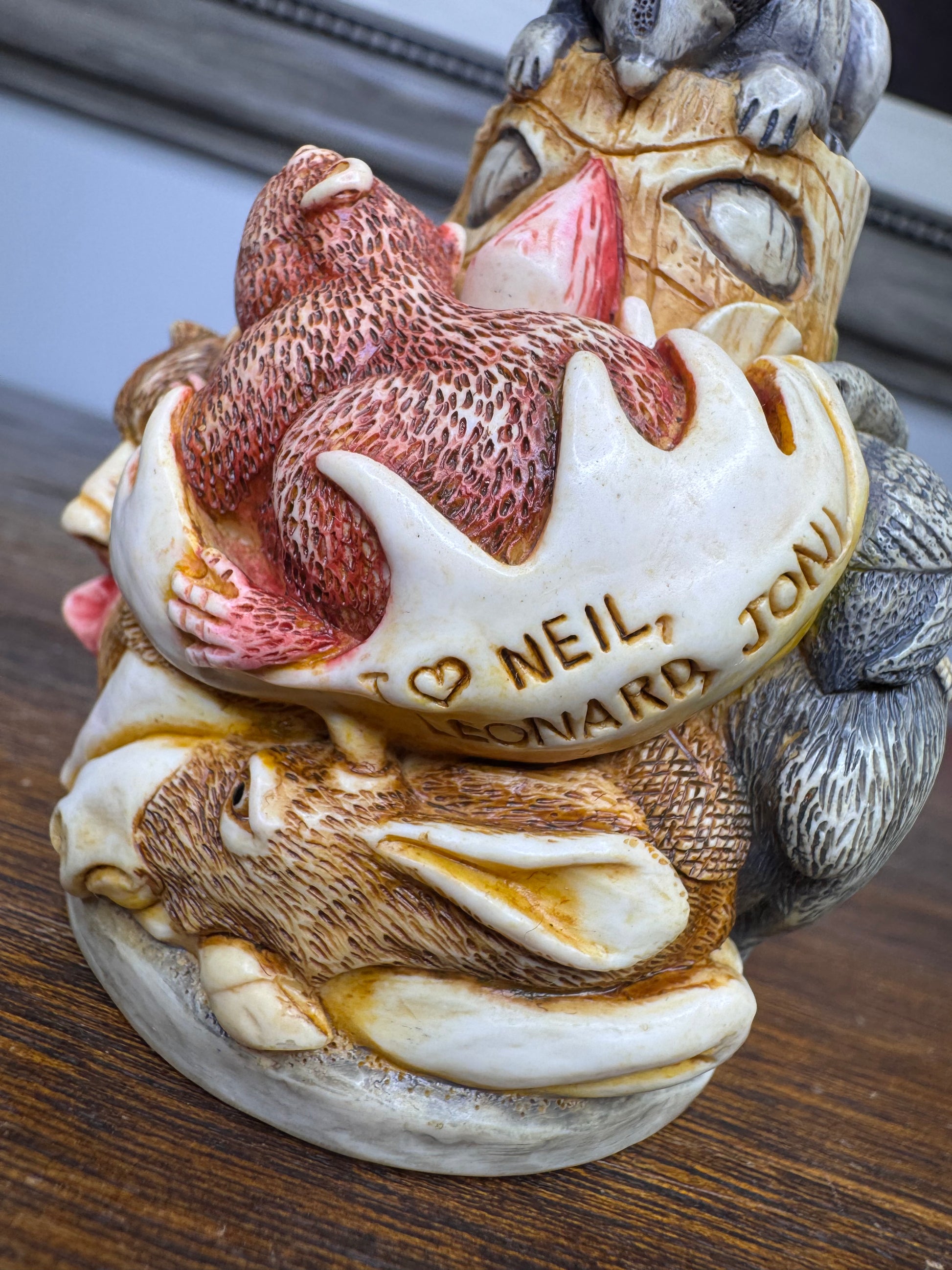 Harmony Kingdom "True North" Trinket Box