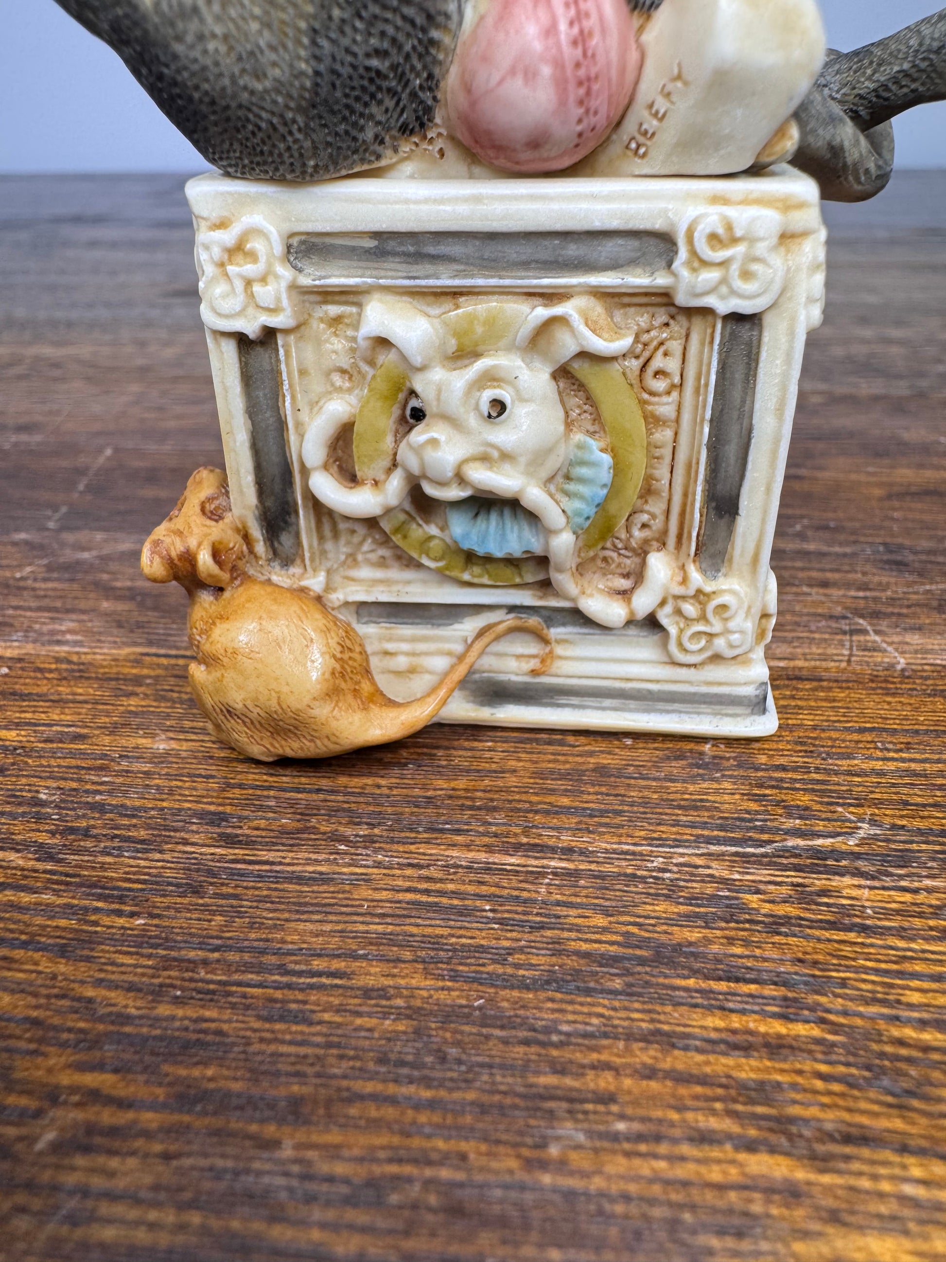 Harmony Kingdom "Courtenay" Cat Trinket Box
