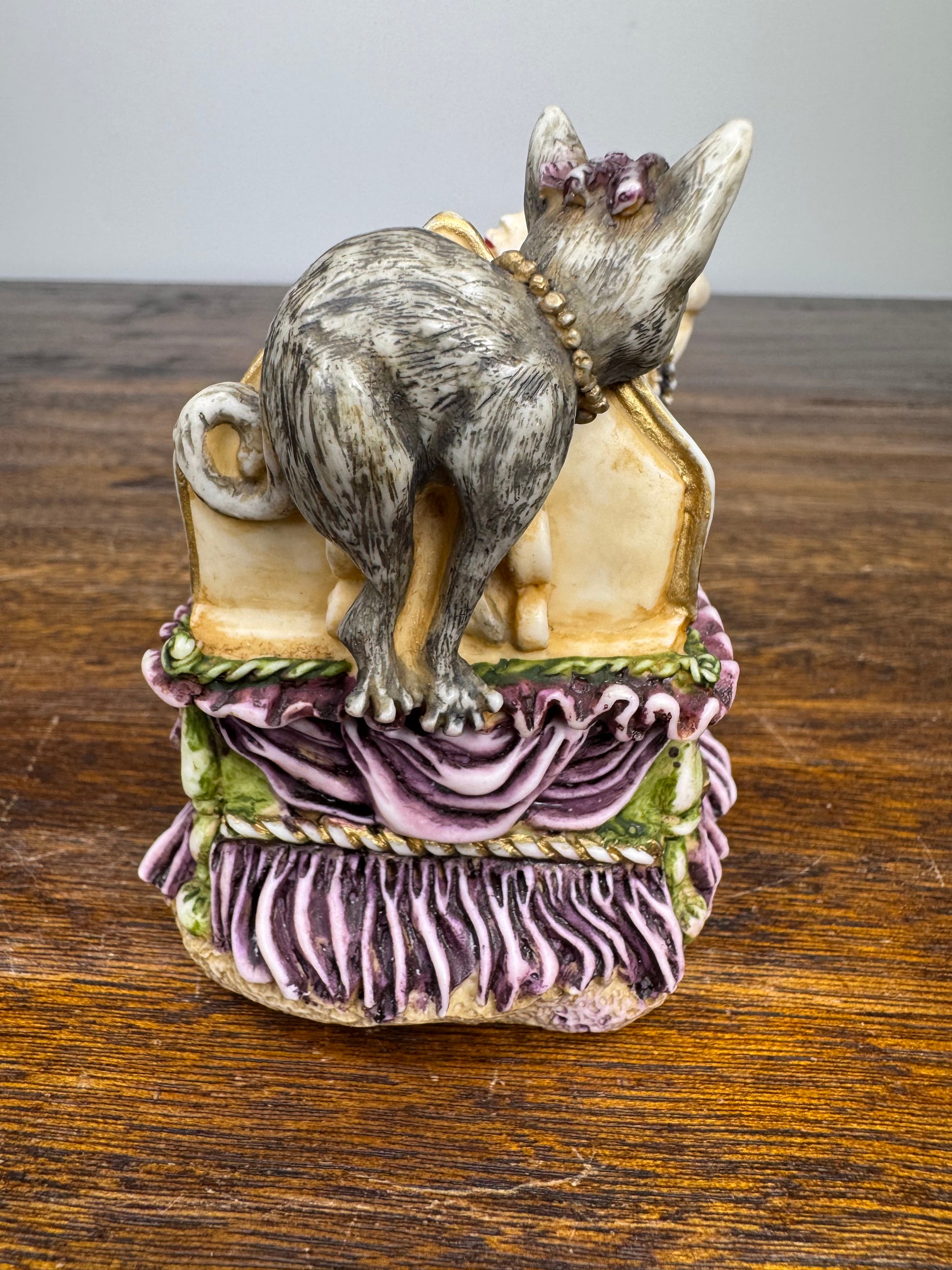 Harmony Kingdom Clare De Lune Josephine and the Cat Trinket Box