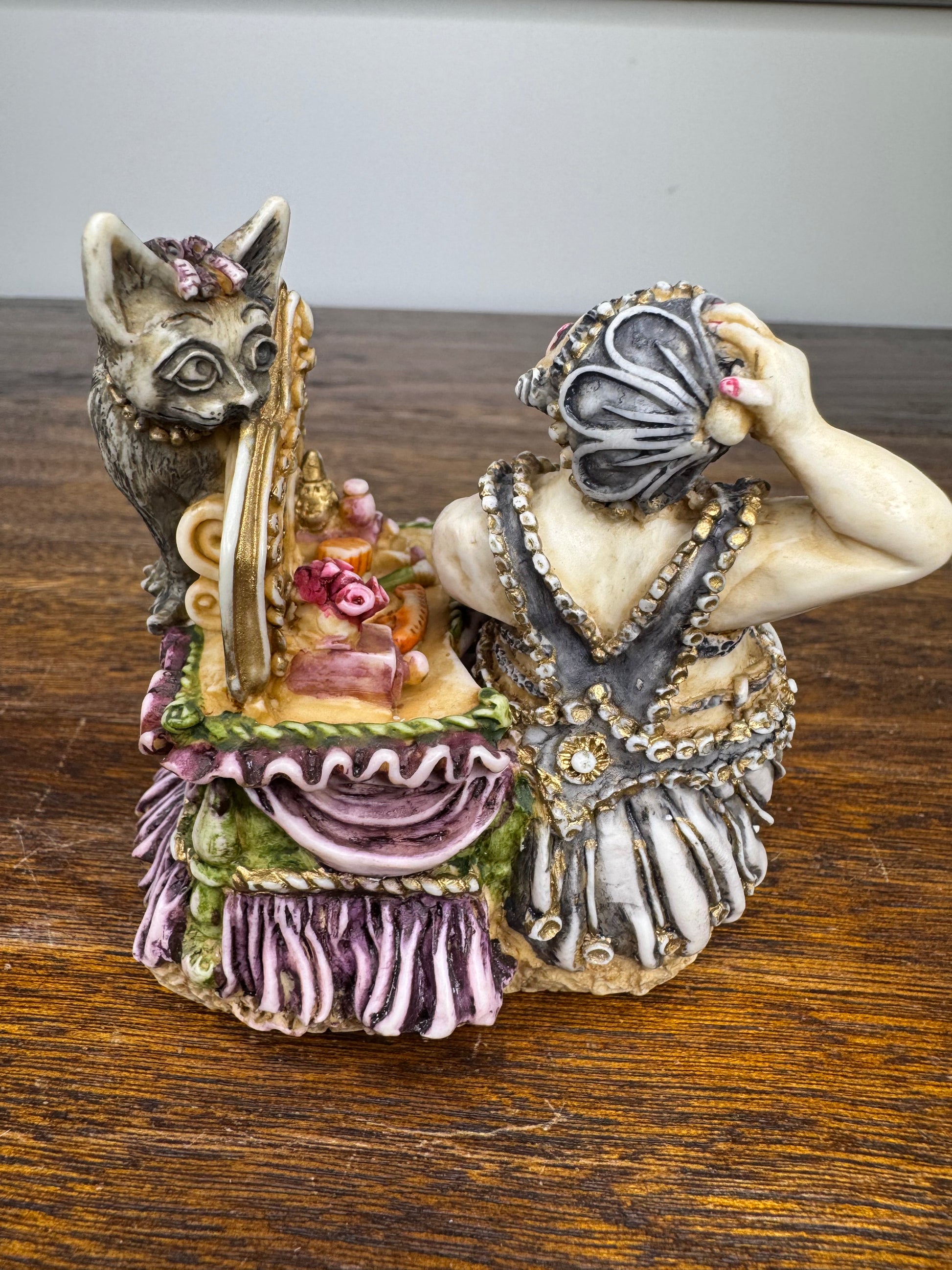 Harmony Kingdom Clare De Lune Josephine and the Cat Trinket Box