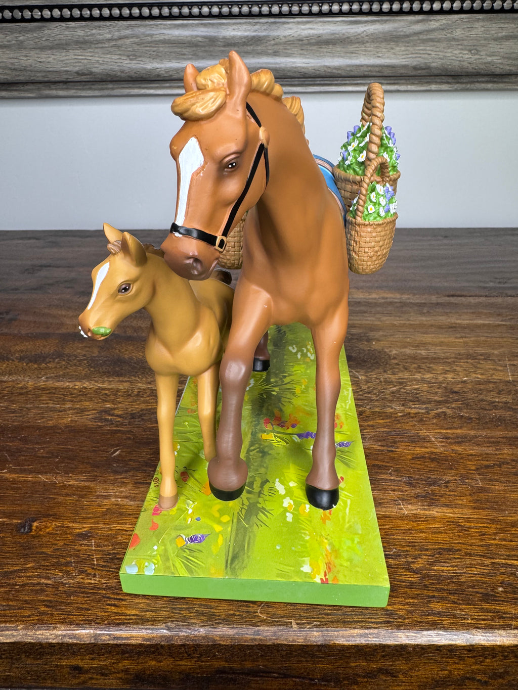 2026 New Release Trail of painted Ponies Mamas Helper w/ Box