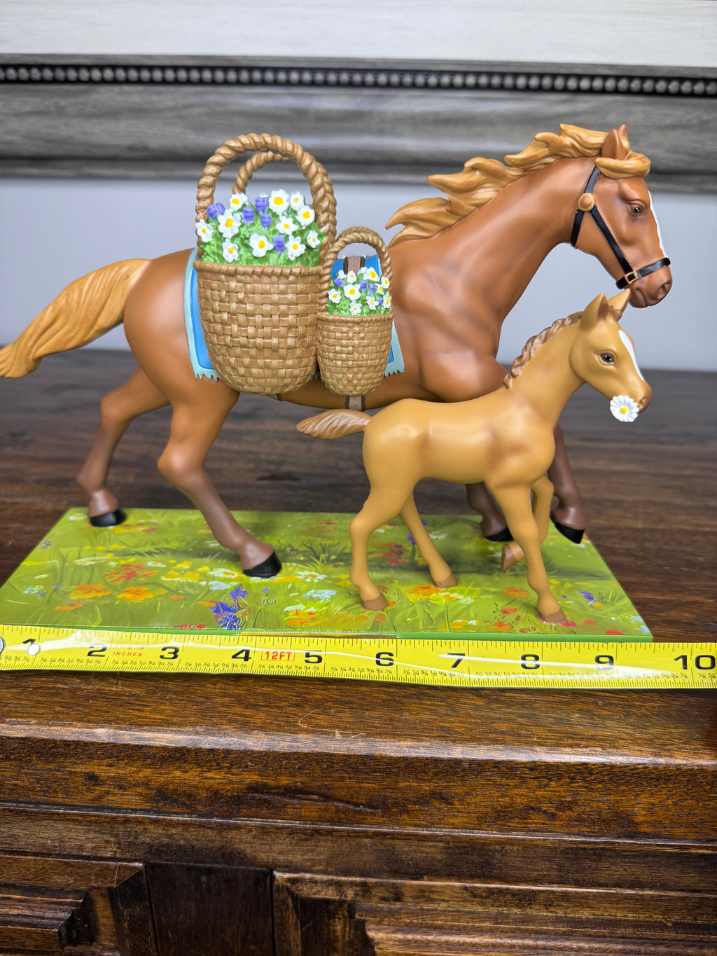 2026 New Release Trail of painted Ponies Mamas Helper w/ Box