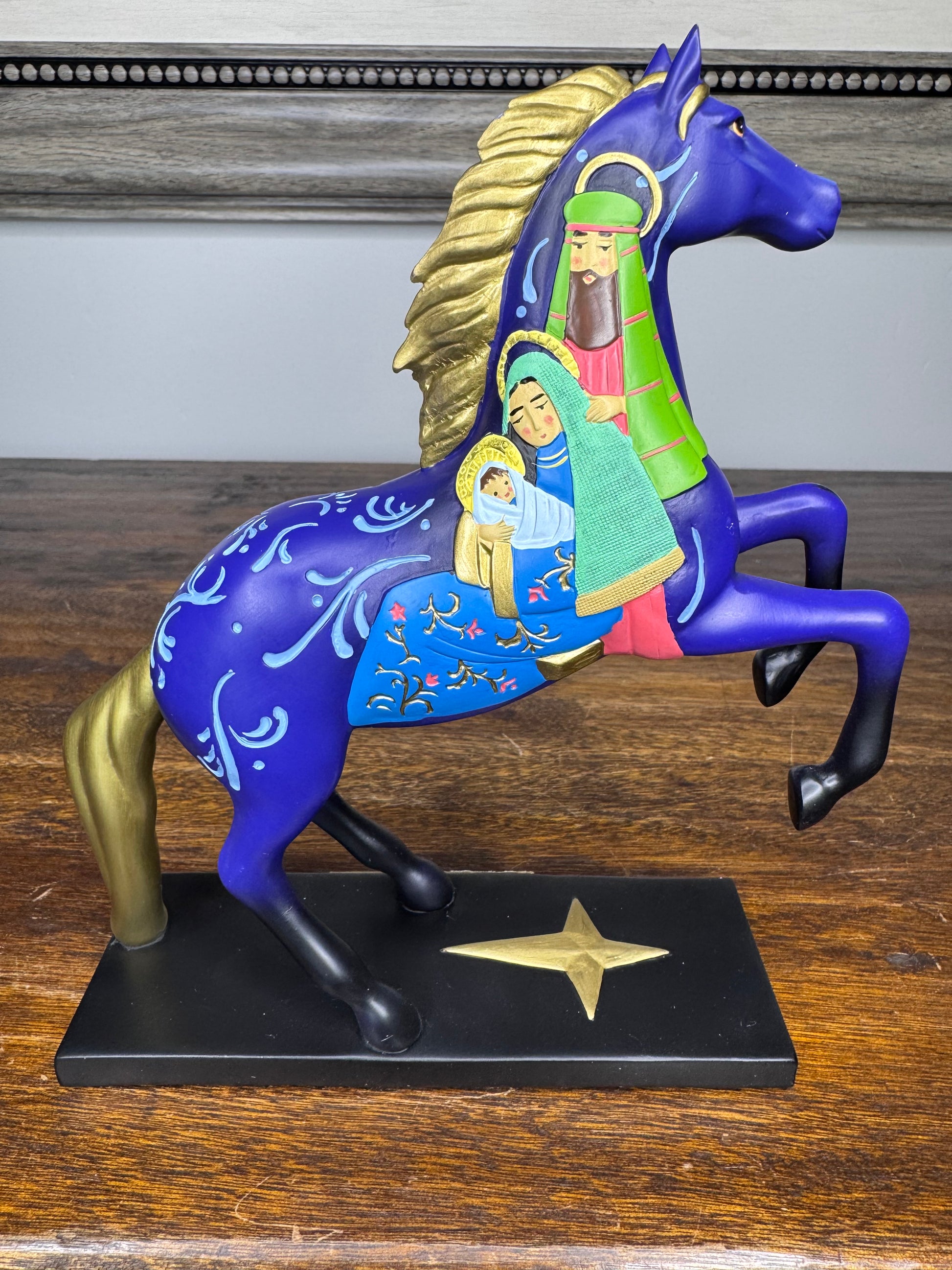Trail of Painted Ponies 1E Low Number O Holy Night