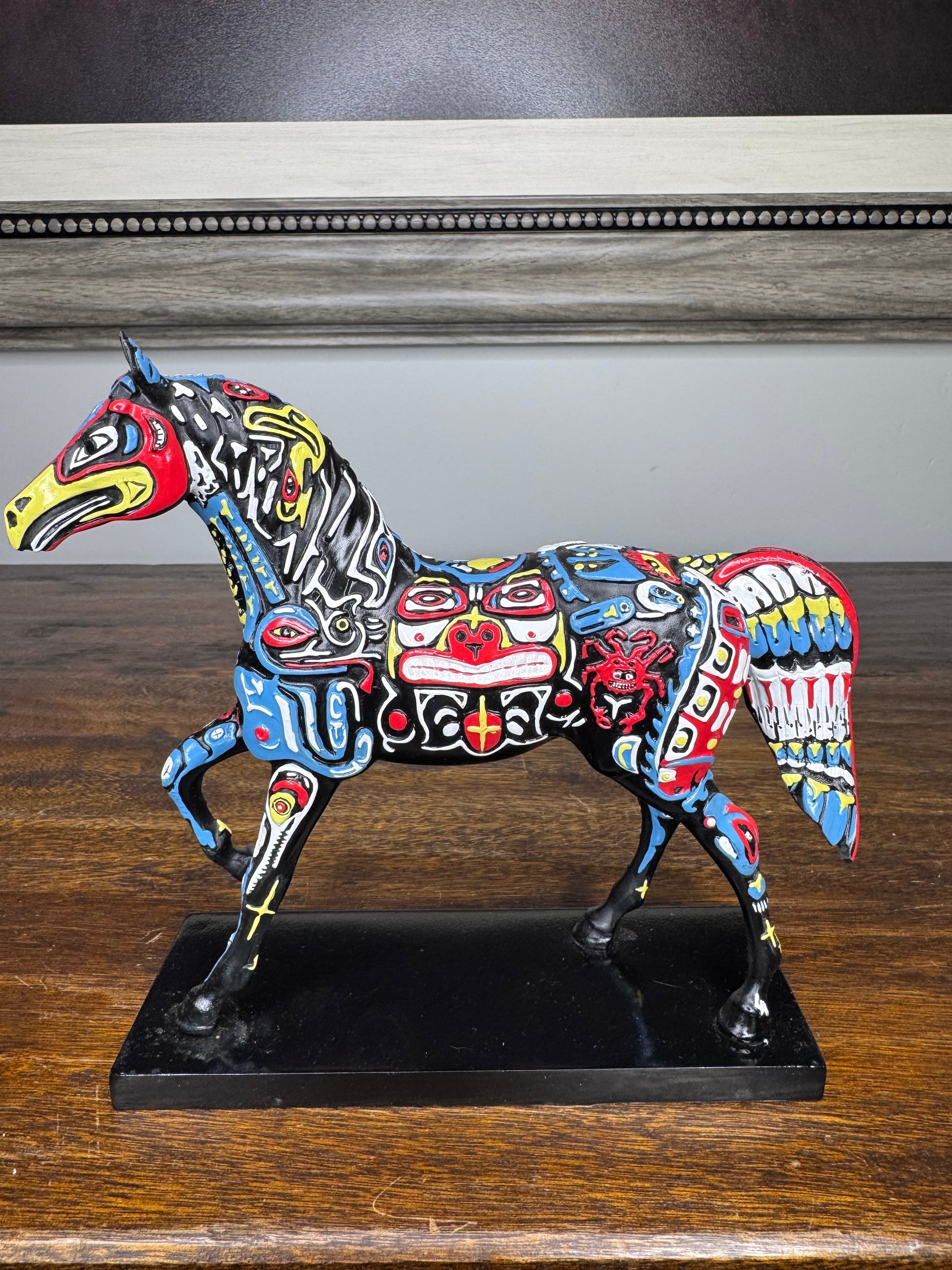 Trail of Painted Ponies Spirits Of The Northwest 1E Figurine w/ Box