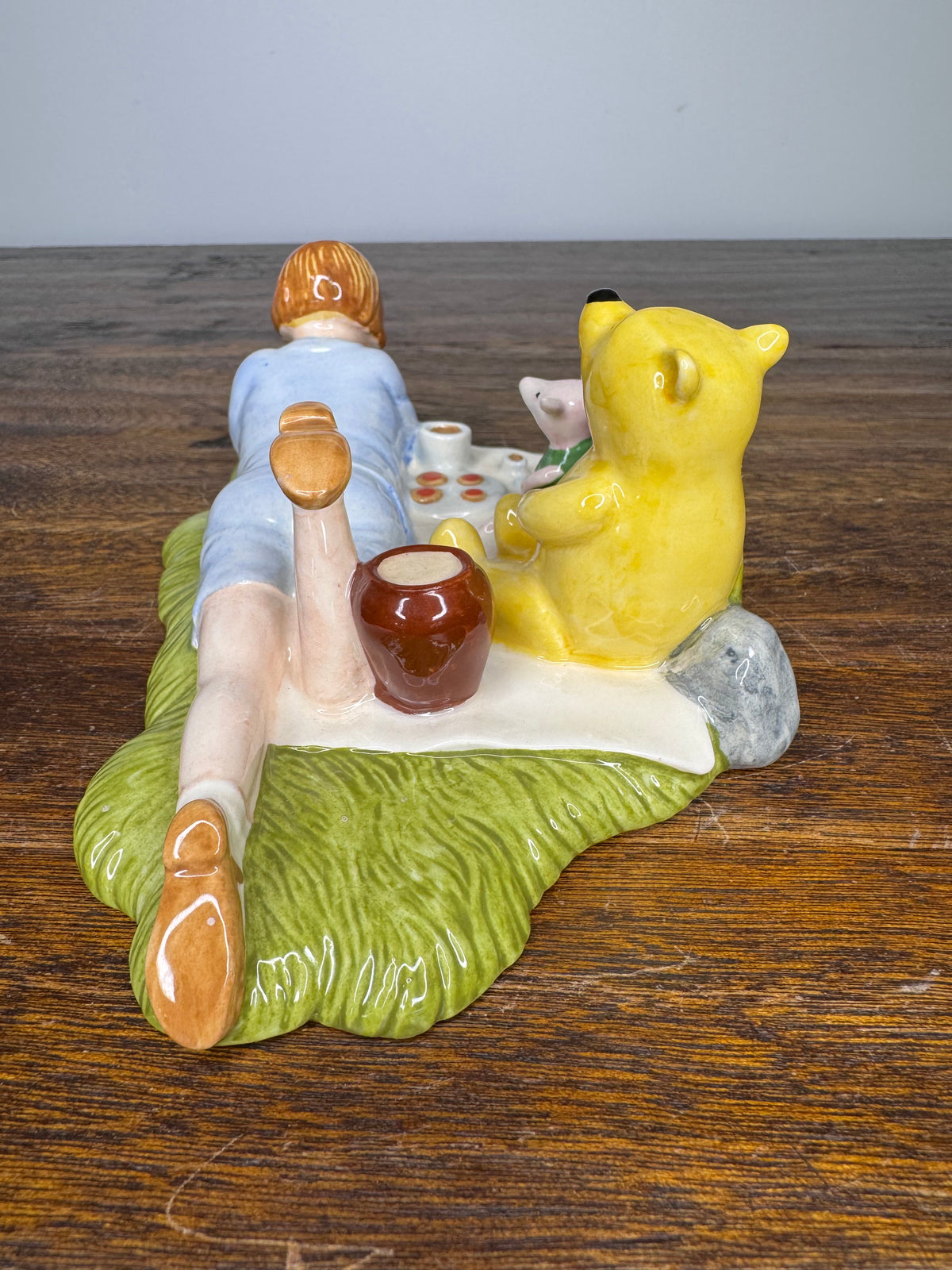 1988 Royal Doulton Winnie the Pooh Summers Day Picnic