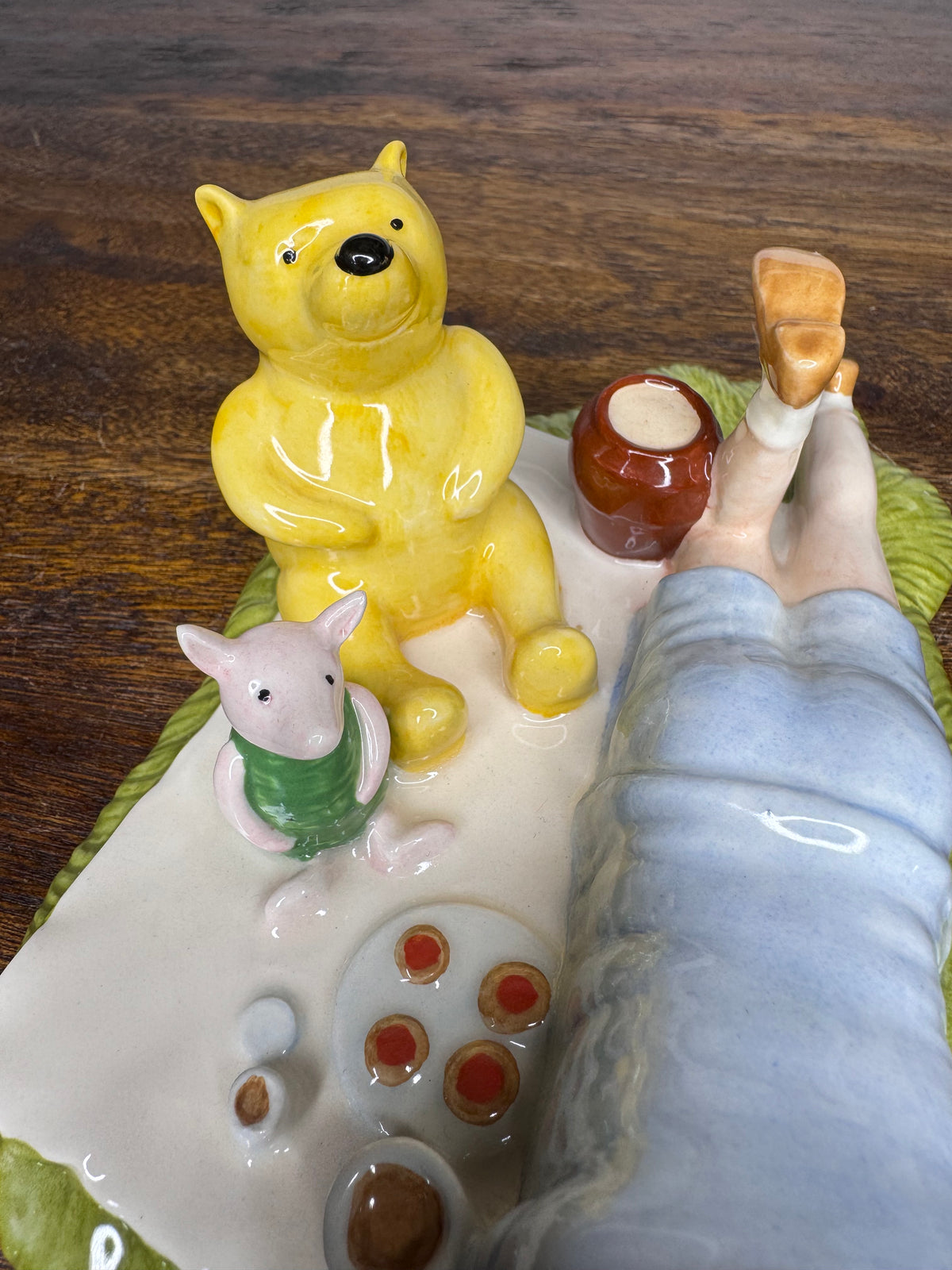 1988 Royal Doulton Winnie the Pooh Summers Day Picnic