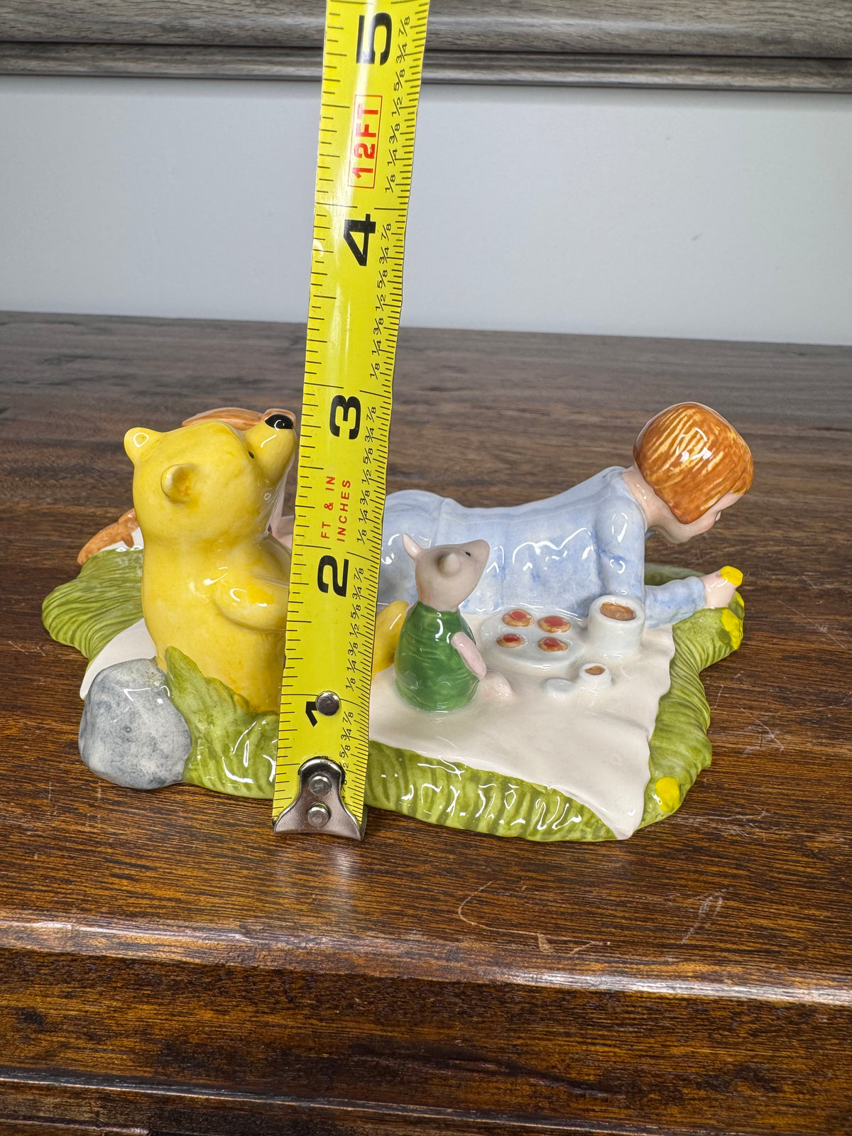 1988 Royal Doulton Winnie the Pooh Summers Day Picnic