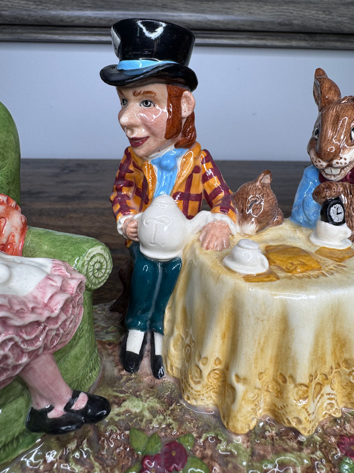 1998 Limited Ed Beswick Alice and Wonderland Tea Party Figurine