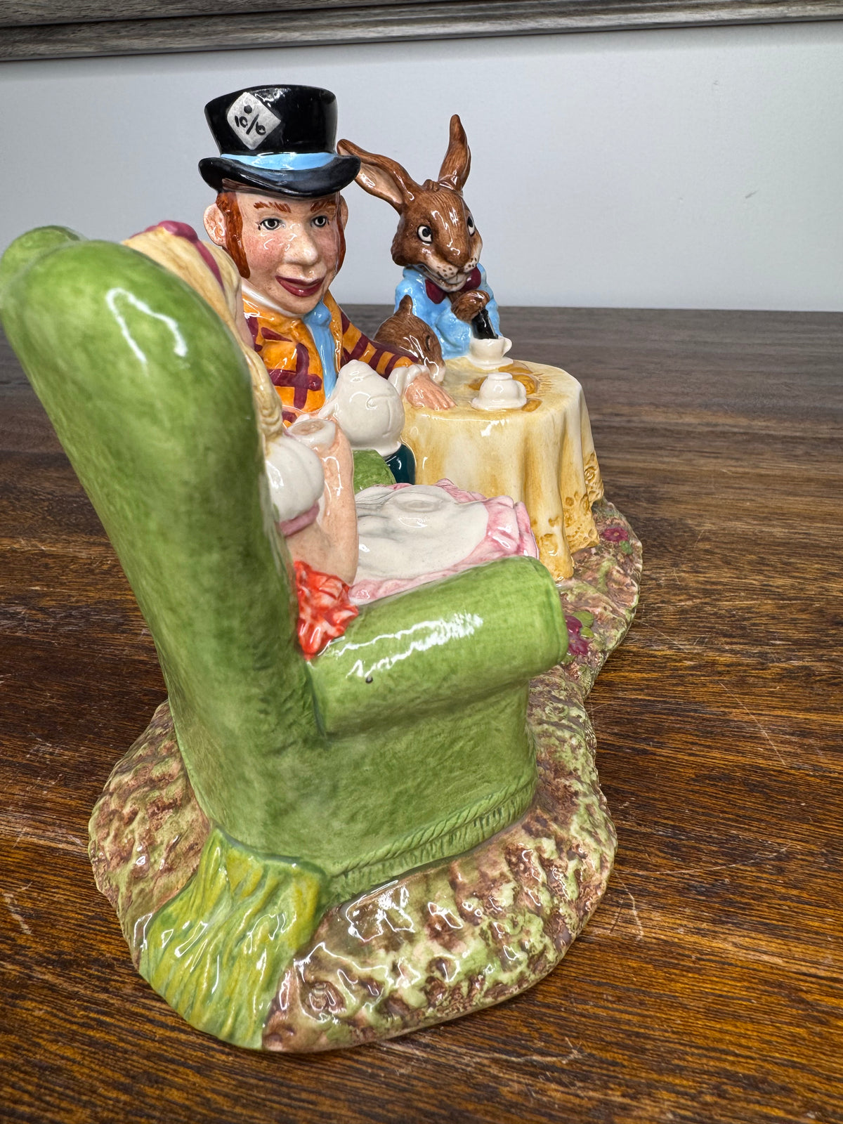 1998 Limited Ed Beswick Alice and Wonderland Tea Party Figurine