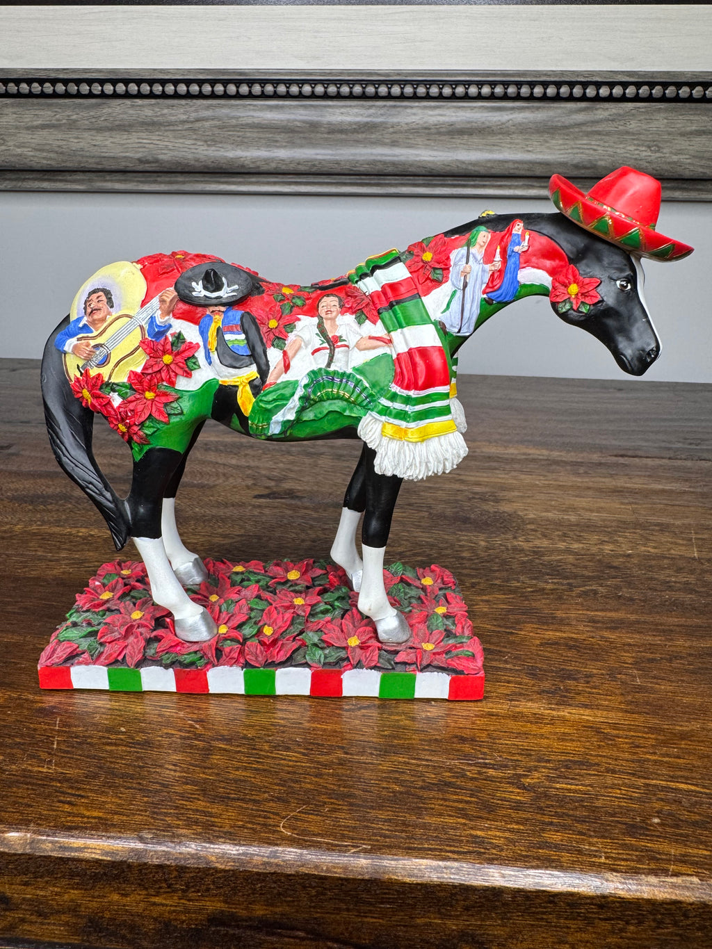 Trail of Painted Ponies Feliz Navidad 1st Ed w/ Original Box