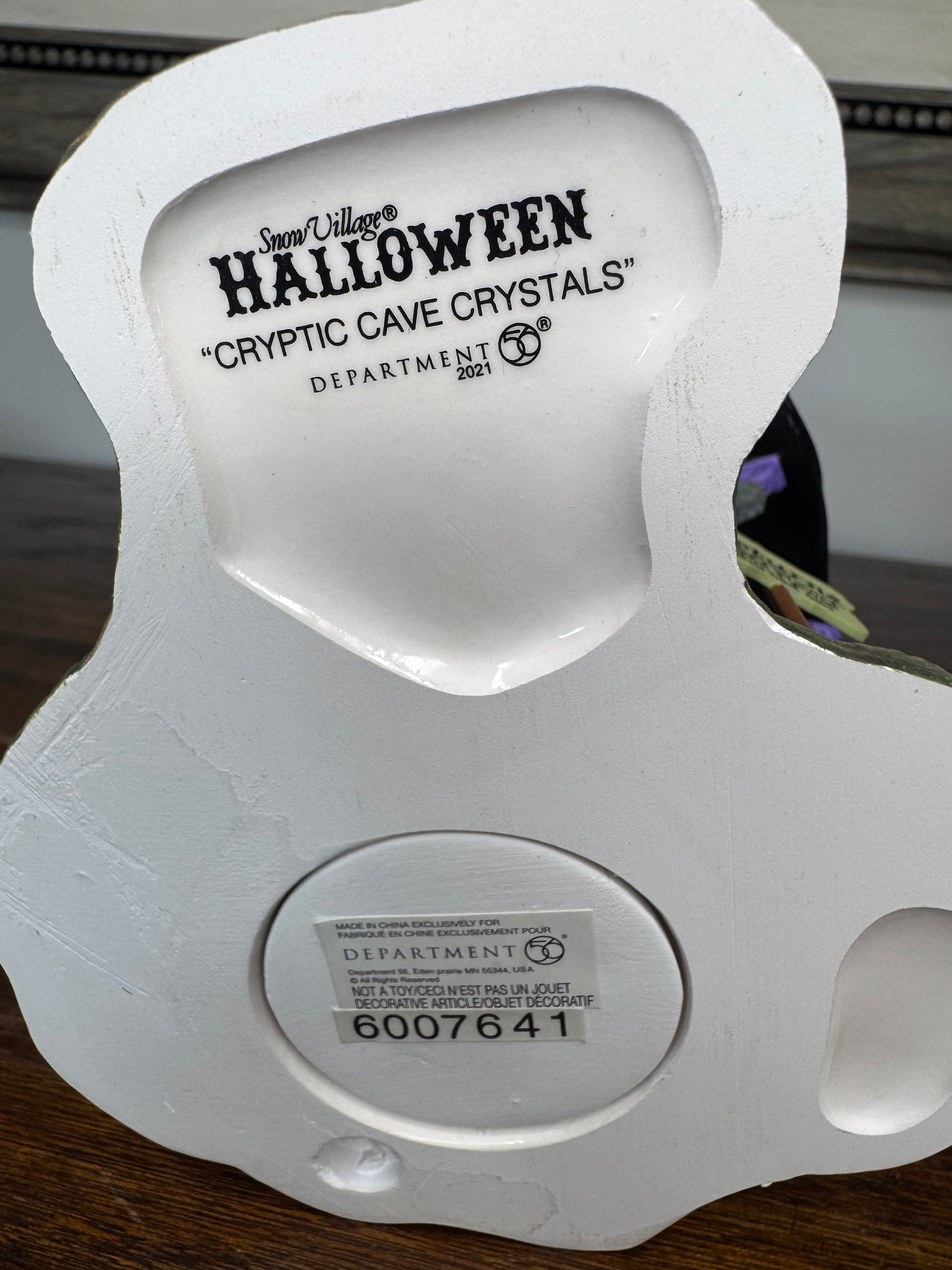 New In Box Dept 56 Snow Village Halloween Cryptic Cave Crystals
