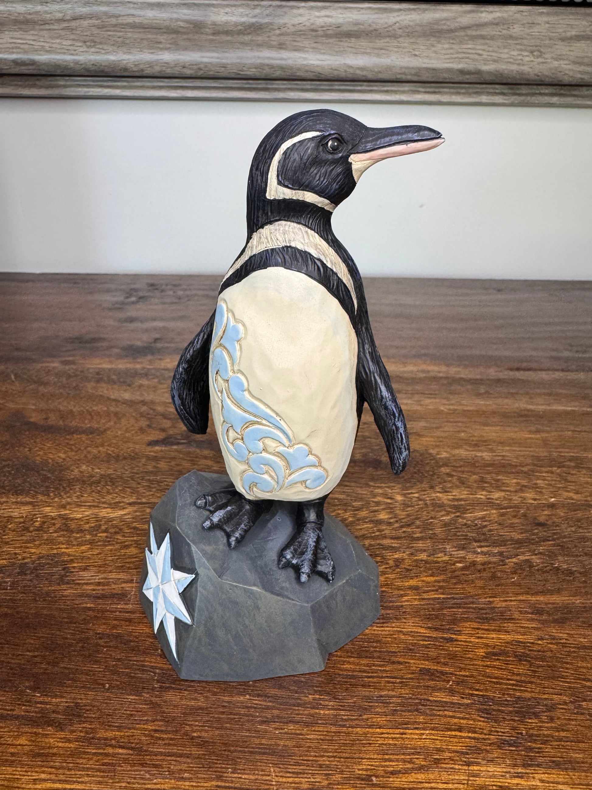 New in Box Jim Shore Heartwood Creek Galapagos Penguin