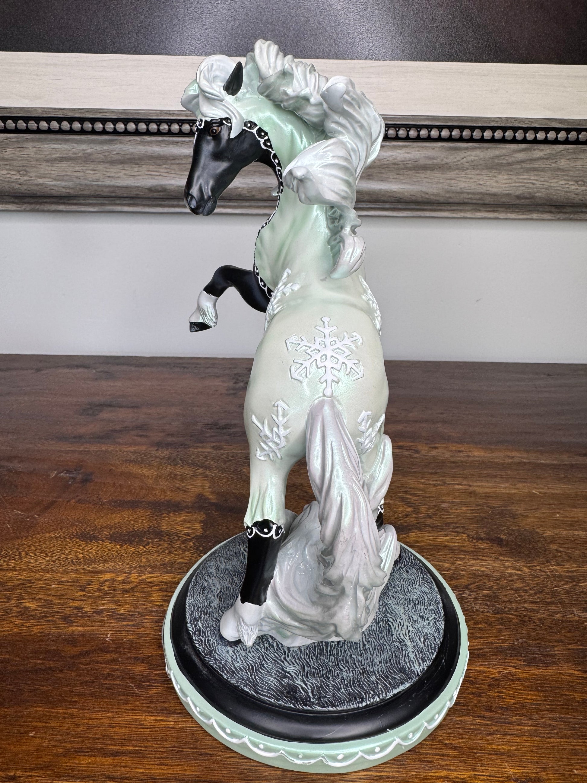 Stunning NIB Trail of Painted Ponies "Chantilly Lace" Figurine
