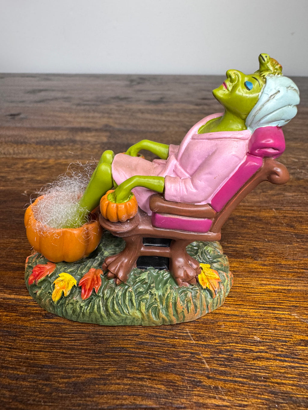 Dept 56 Snow Village Halloween Accessory "R &R Before The Witching Hour"