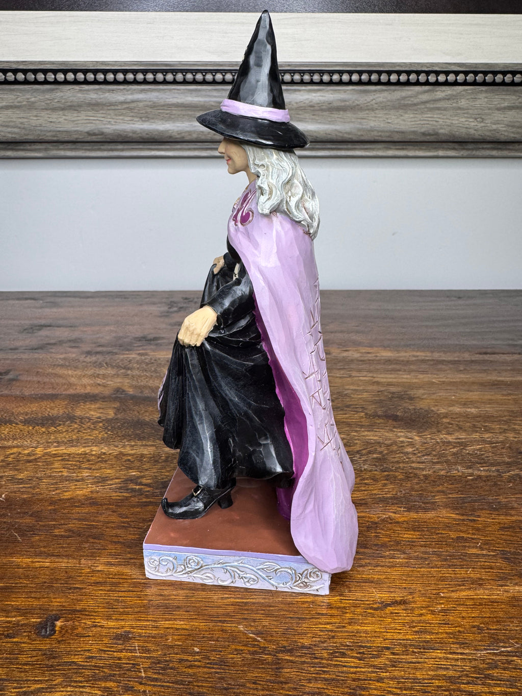 New in Box Jim Shore Heartwood Creek "Wicked Spiced Pumpkins" Witch Figurine