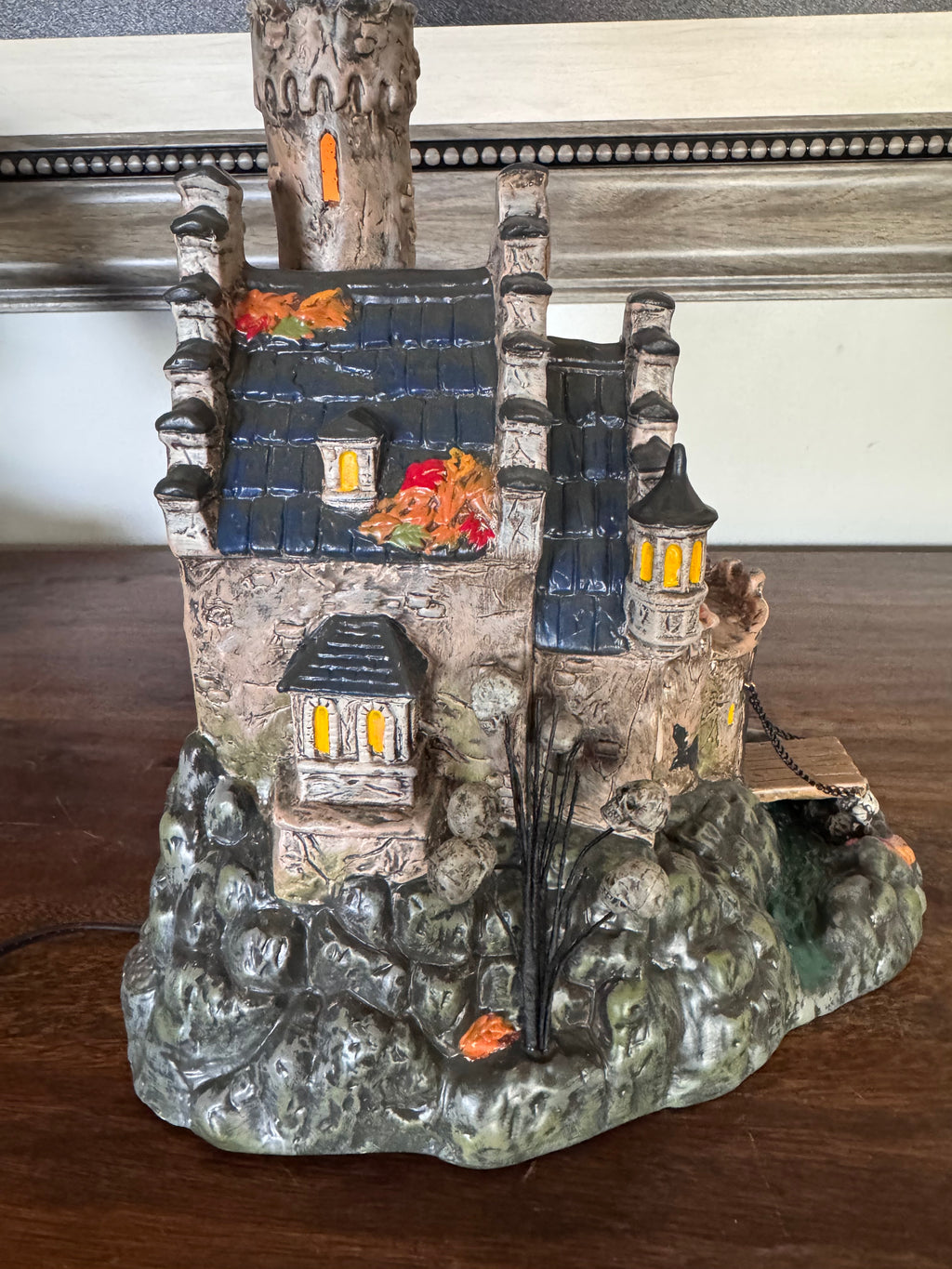 Dept 56 Snow Village Castle Calvaria Light Up Building, New In Box