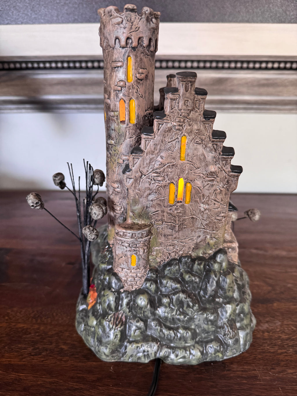 Dept 56 Snow Village Castle Calvaria Light Up Building, New In Box