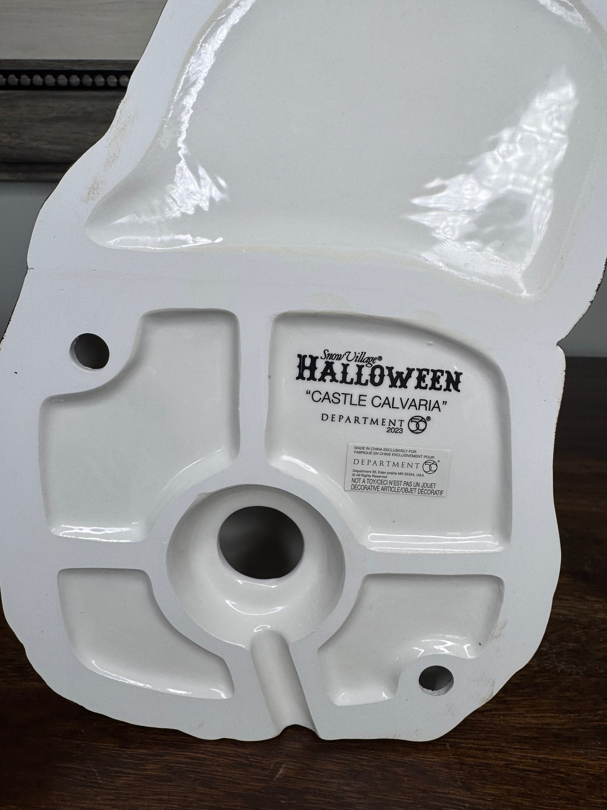 Dept 56 Snow Village Castle Calvaria Light Up Building, New In Box