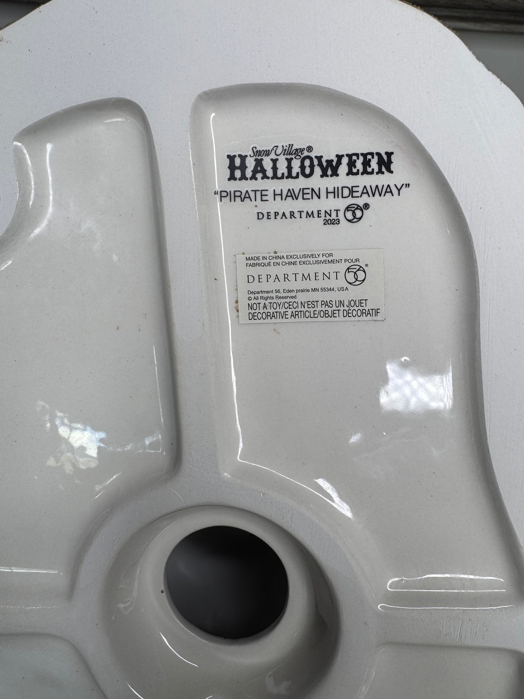 Dept 56 Snow Village Halloween Pirate Haven Hideaway New in Box, Light Up