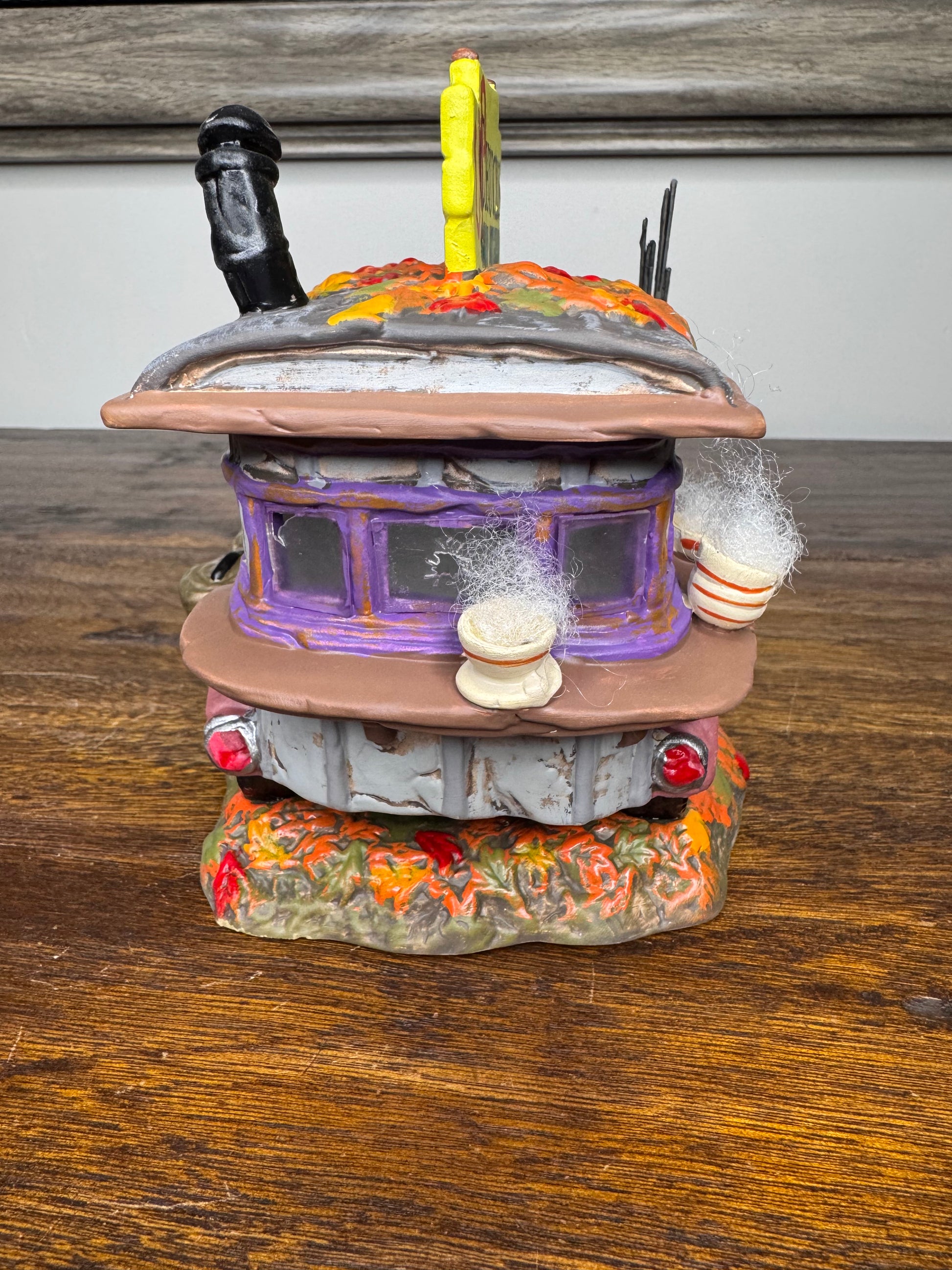 Dept 56 Snow Village Halloween "Upchuck's Soup Kitchen" Light up Building New in Box