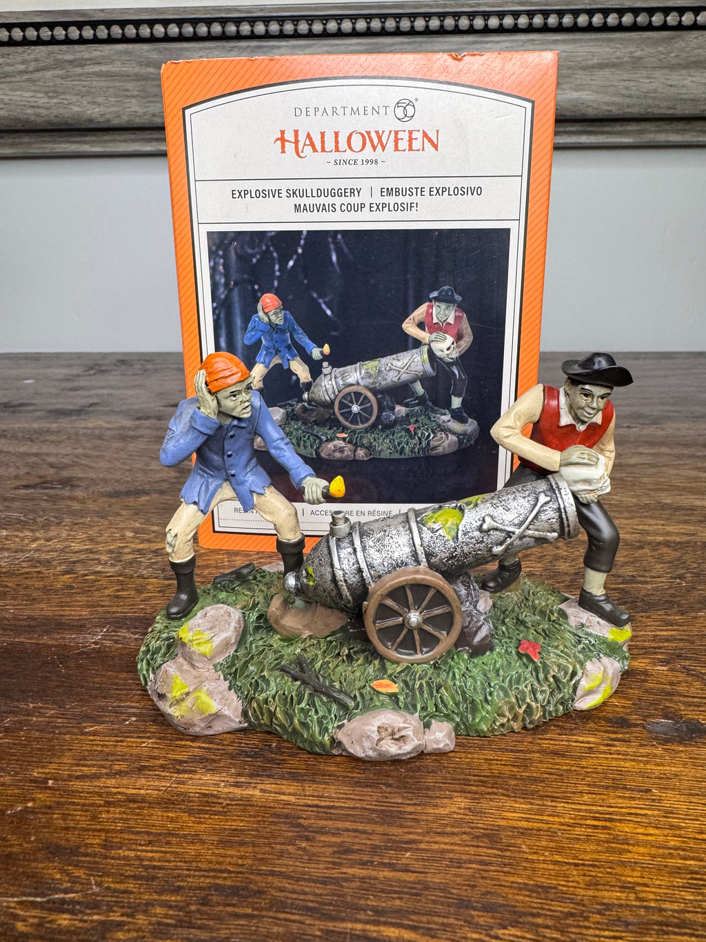 Dept 56 Snow Village Halloween Accessory "Explosive Skullduggery" NIB