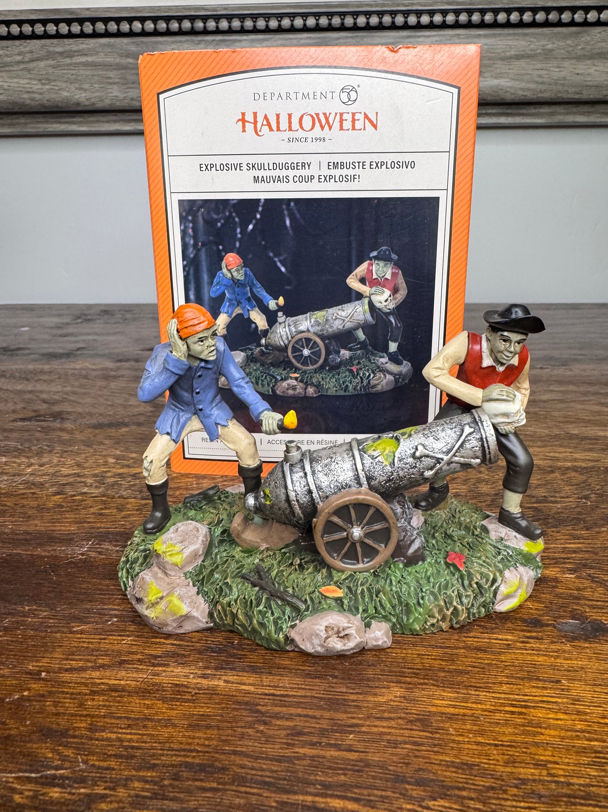 Dept 56 Snow Village Halloween Accessory "Explosive Skullduggery" NIB