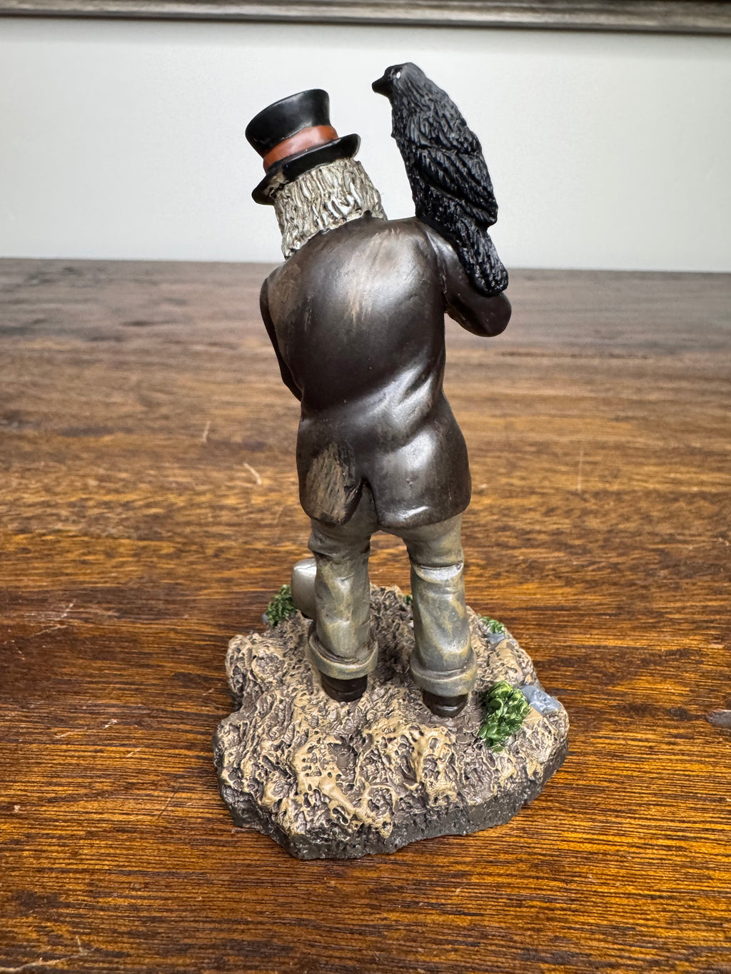 Dept 56 Snow Village Halloween Accessory "Quoth the Raven, Dig Some More"