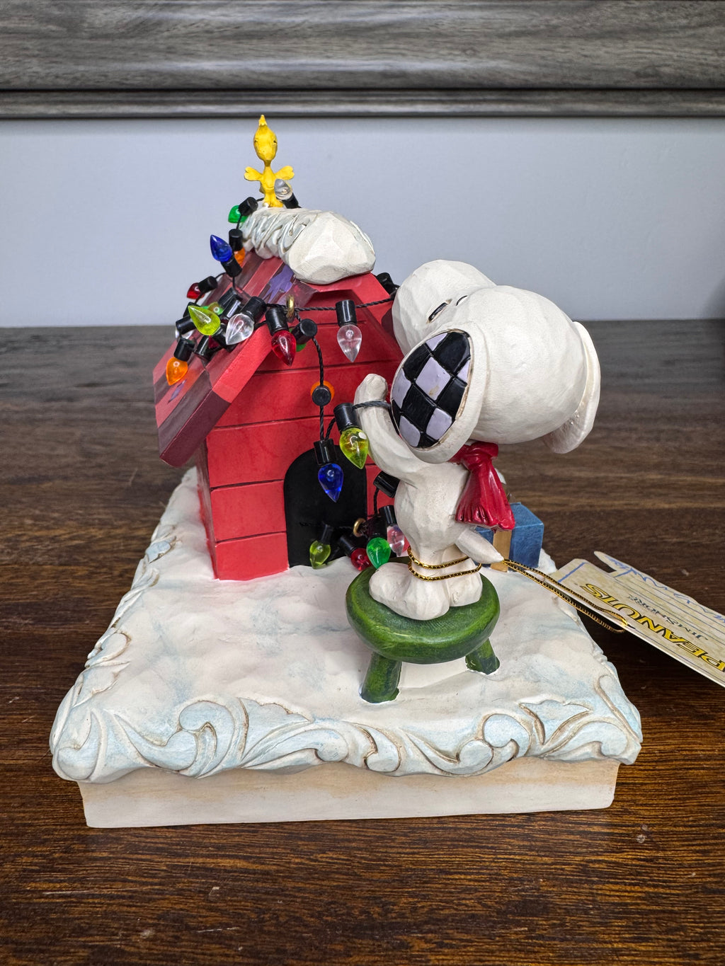 Jim Shore Heartwood Creek "Snoopy and Woodstock Decking the Dog House" NIB