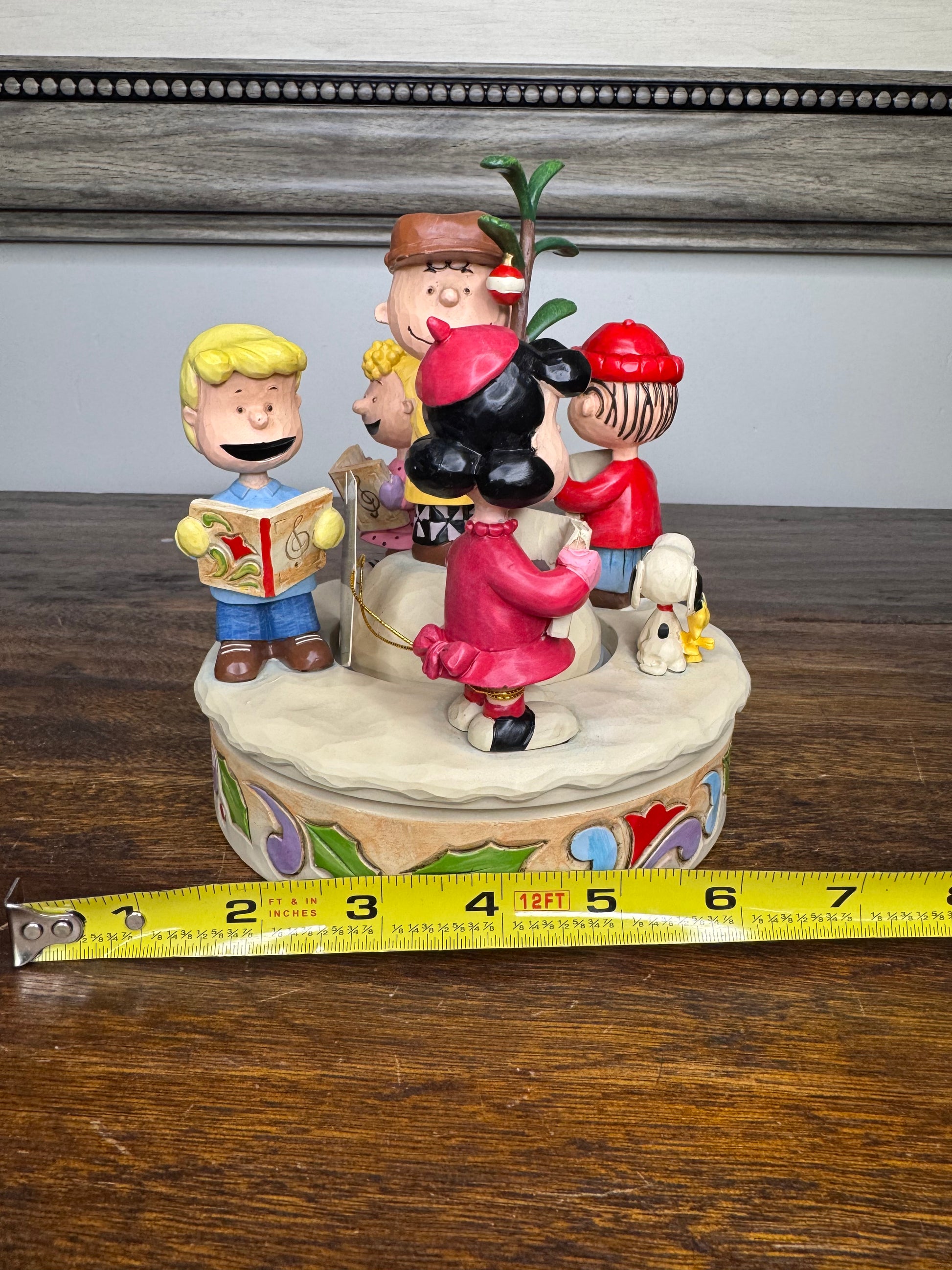 Peanuts by Jim Shore "Spreading Christmas Cheer" NIB