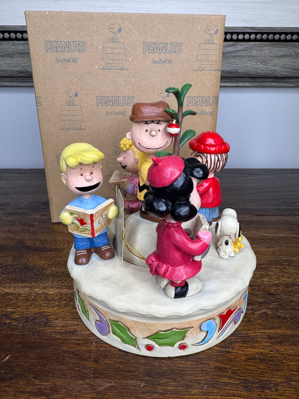 Peanuts by Jim Shore "Spreading Christmas Cheer" NIB