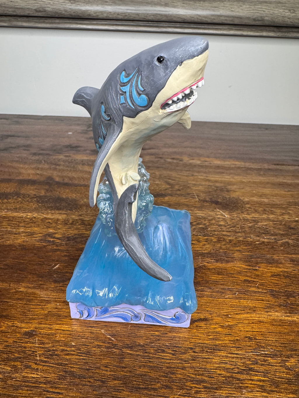 Jim Shore Heartwood Creek Great White Shark NIB