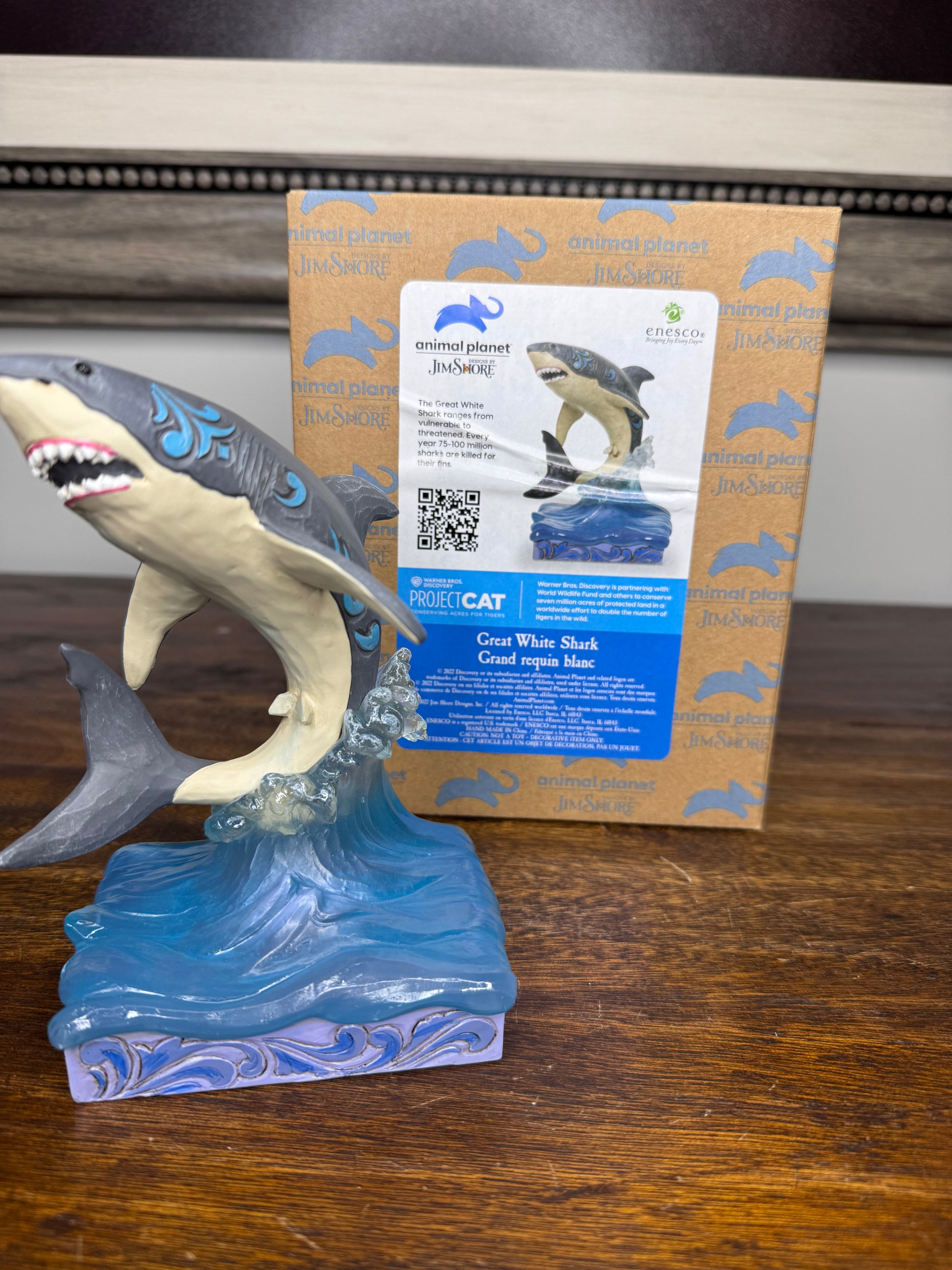 Jim Shore Heartwood Creek Great White Shark NIB