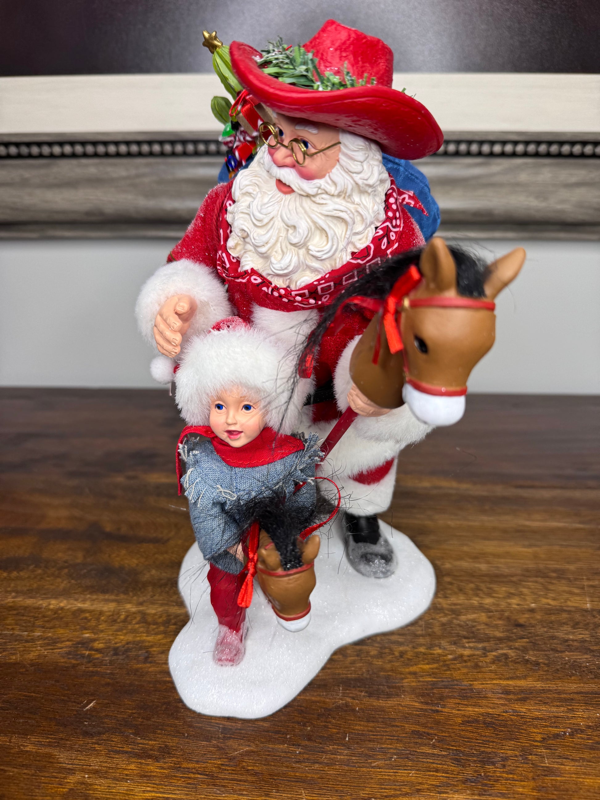 Dept 56 Possible Dreams Round Up Santa NIB