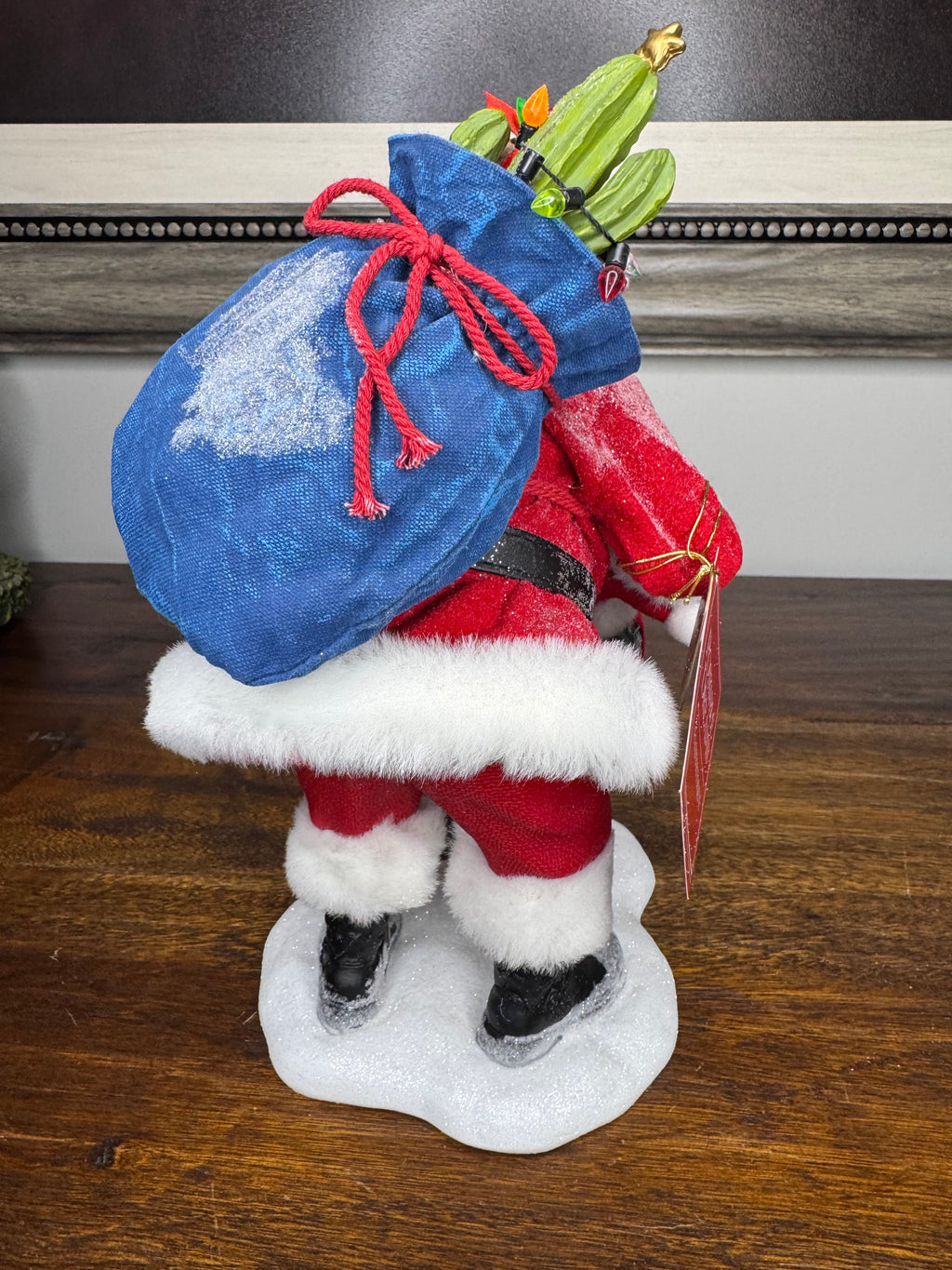 Dept 56 Possible Dreams Round Up Santa NIB