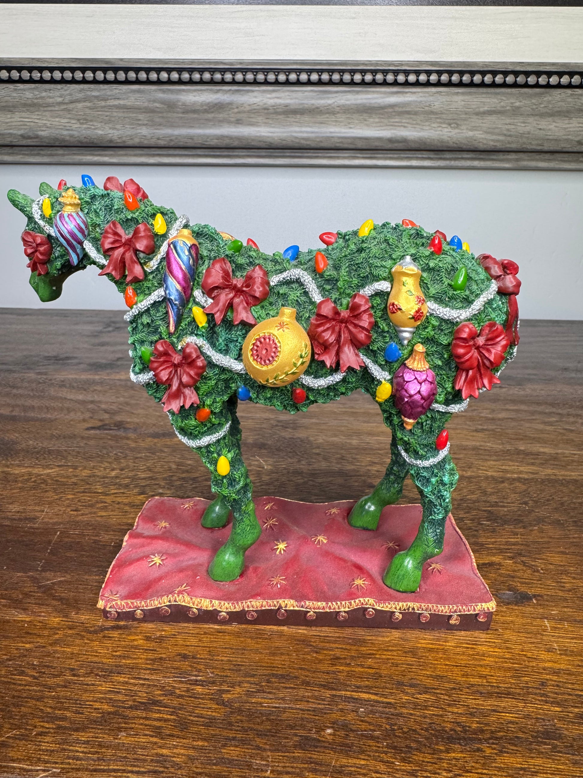Vintage 1st Ed  2005 Trail Of Painted Ponies "Deck The Halls" Figurine w/ Box