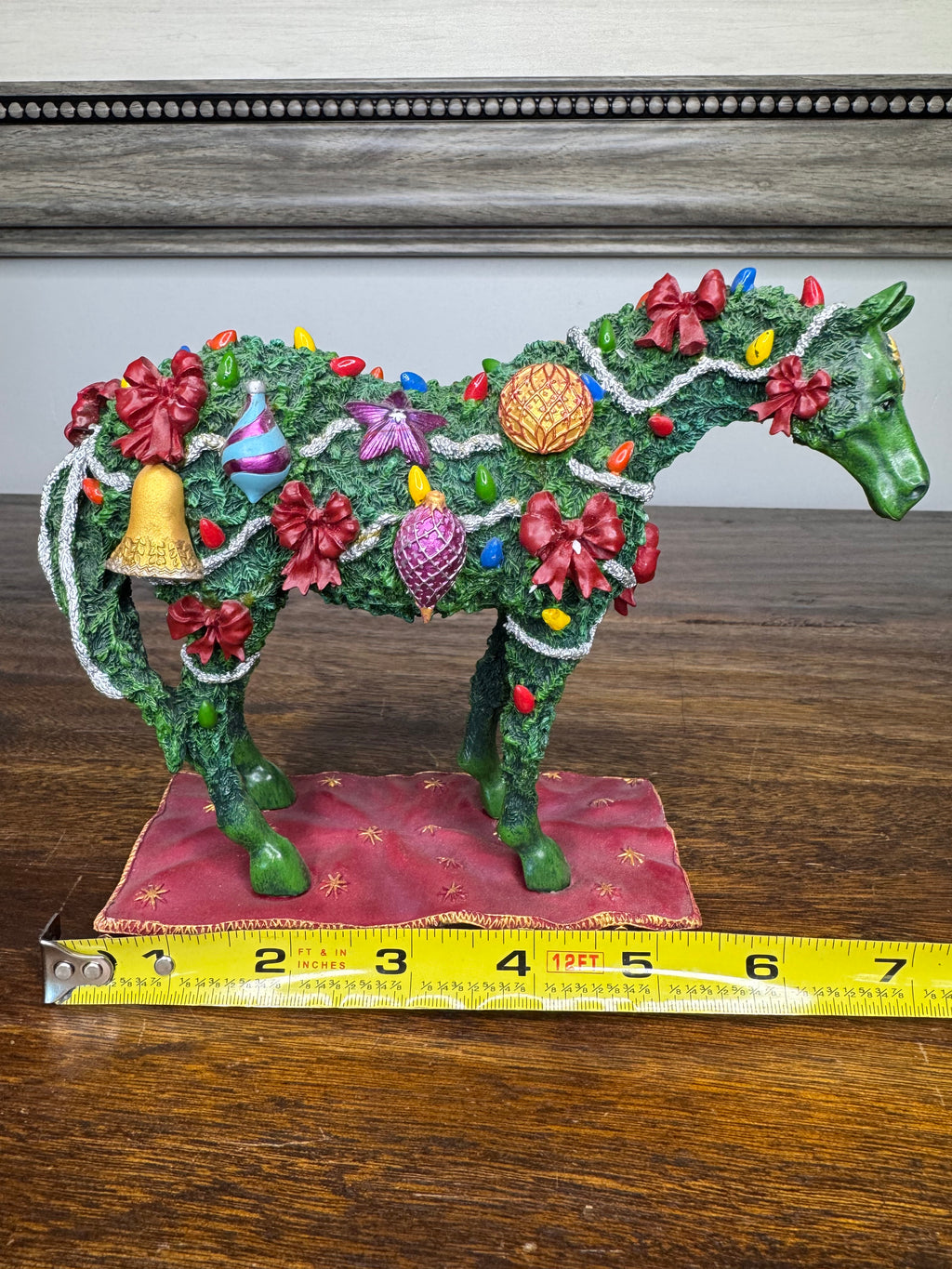 Vintage 1st Ed  2005 Trail Of Painted Ponies "Deck The Halls" Figurine w/ Box