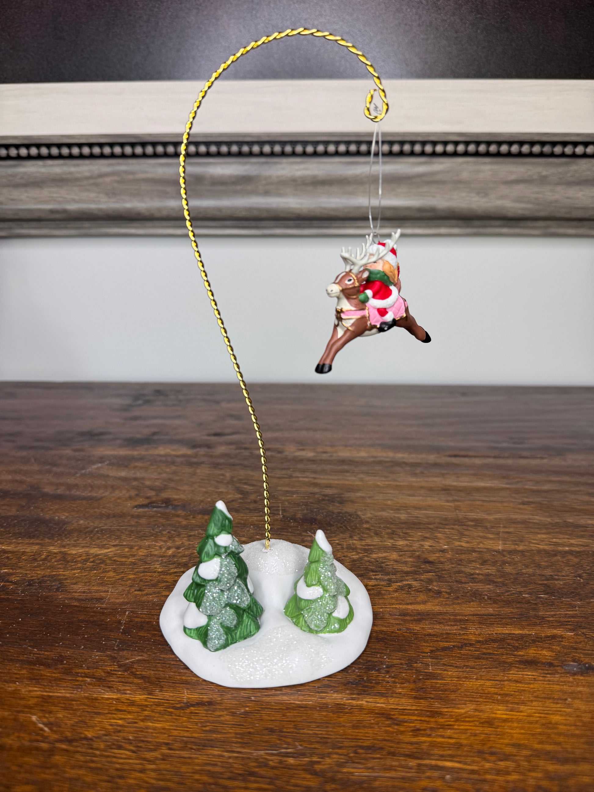 New Dept 56 North Pole Village Accessory "Elfette TestFlight Ariel"