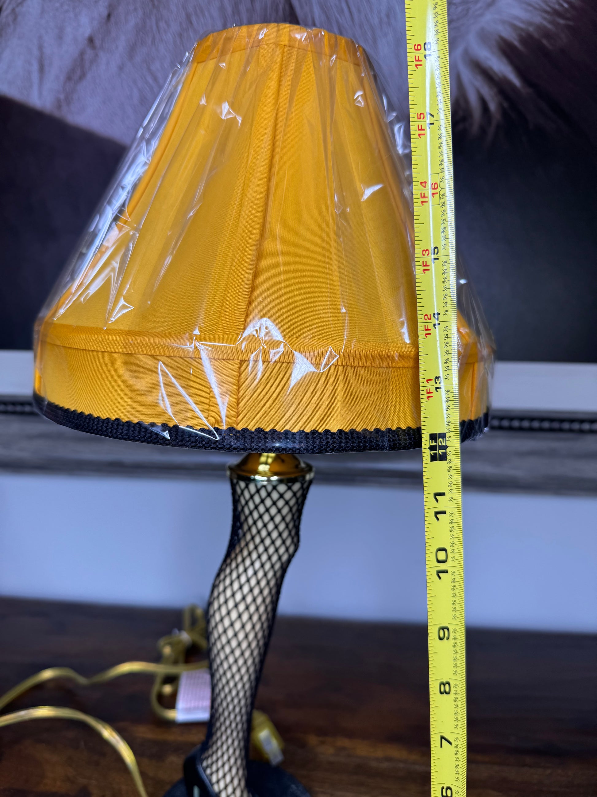 New Enesco NECA Christmas Story Leg Lamp 20" w/ Box