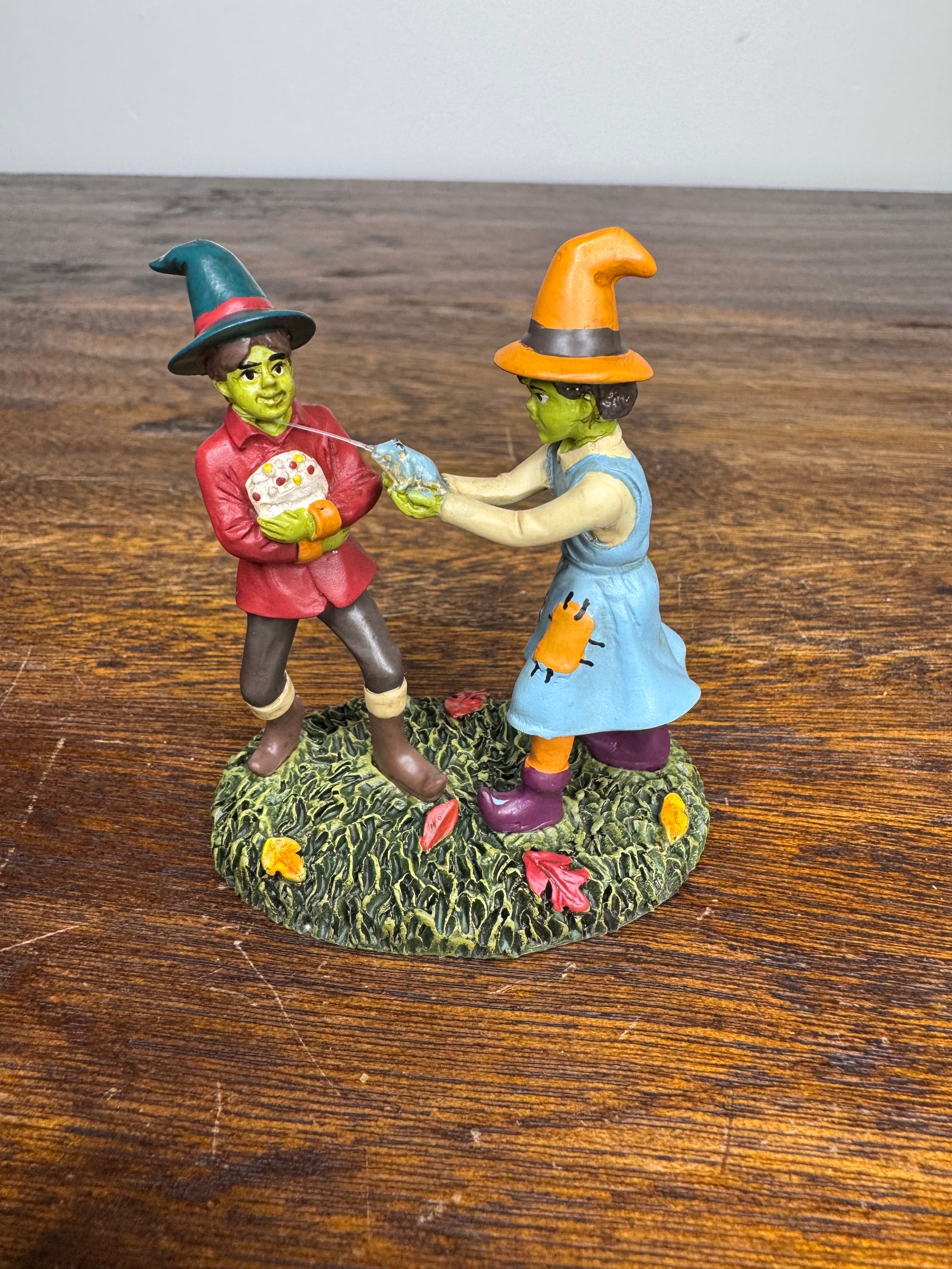 New Dept 56 Snow Village Halloween Accessory "The Squirting Frog Trick"