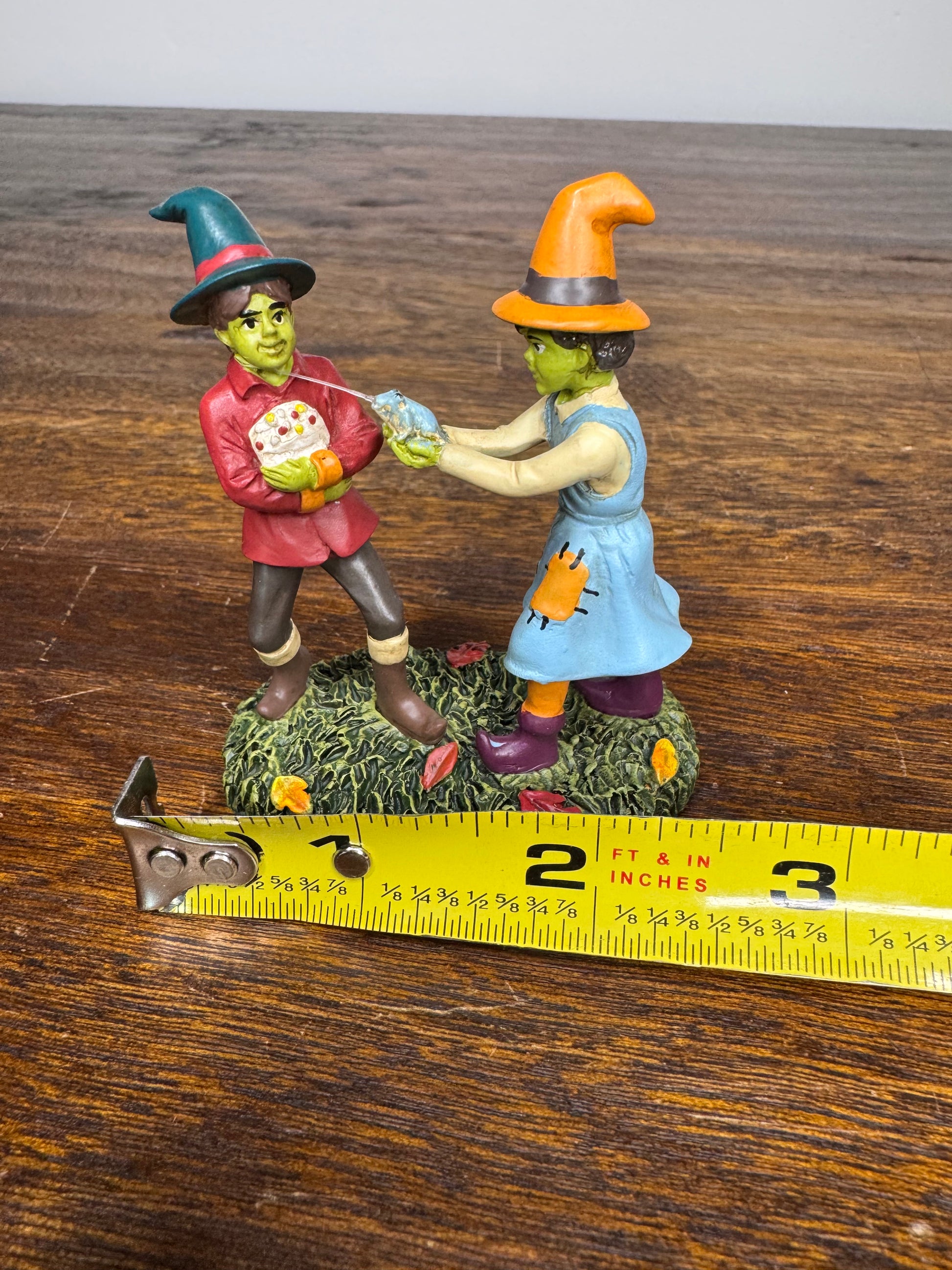 New Dept 56 Snow Village Halloween Accessory "The Squirting Frog Trick"