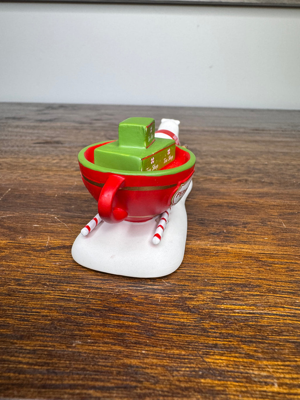 New Dept 56 North Pole Village Accessory "Teacup Delivery Service"